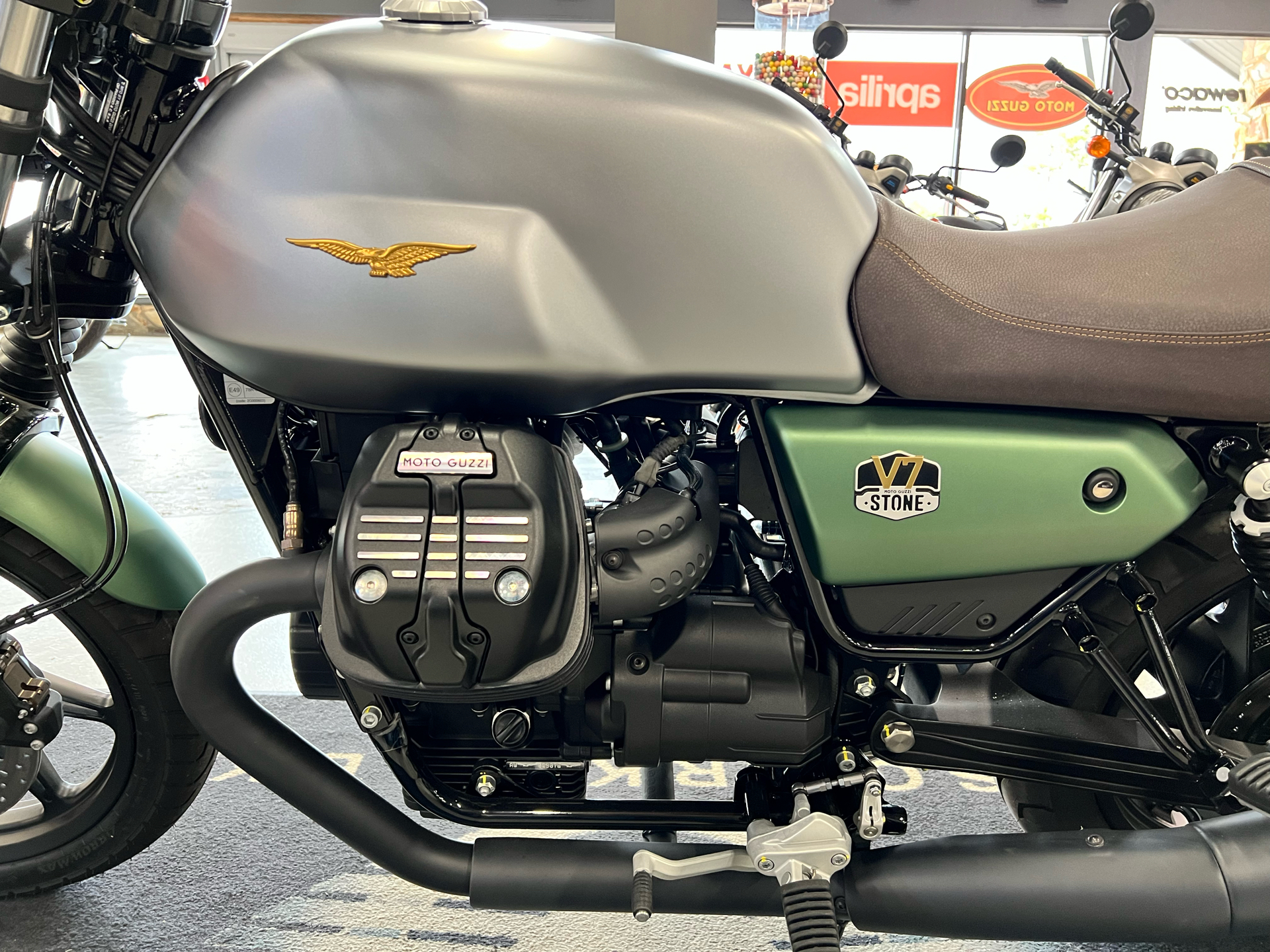 2022 Moto Guzzi V7 Stone Centenario in Fort Myers, Florida - Photo 10