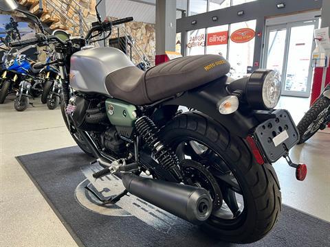 2022 Moto Guzzi V7 Stone Centenario in Fort Myers, Florida - Photo 11