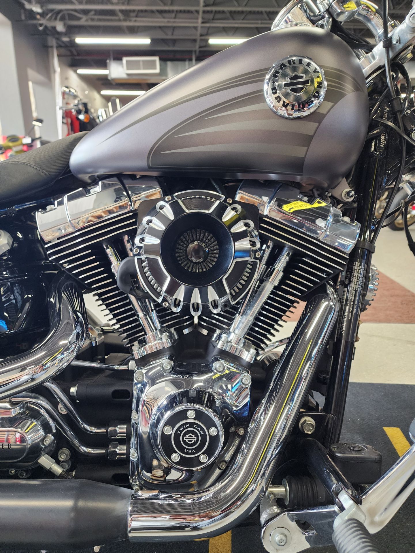 2016 Harley-Davidson Breakout® in Fort Myers, Florida - Photo 20