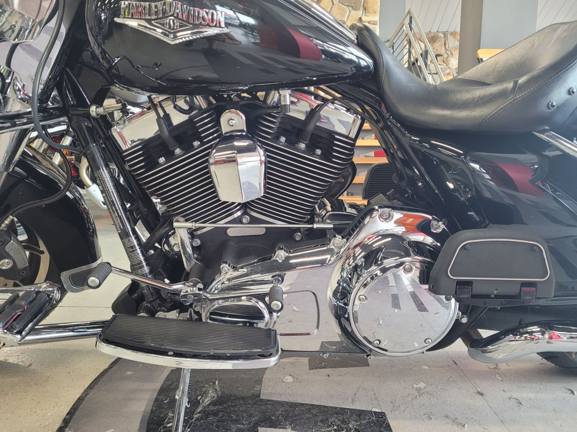 2015 Harley-Davidson Road King® in Fort Myers, Florida - Photo 6