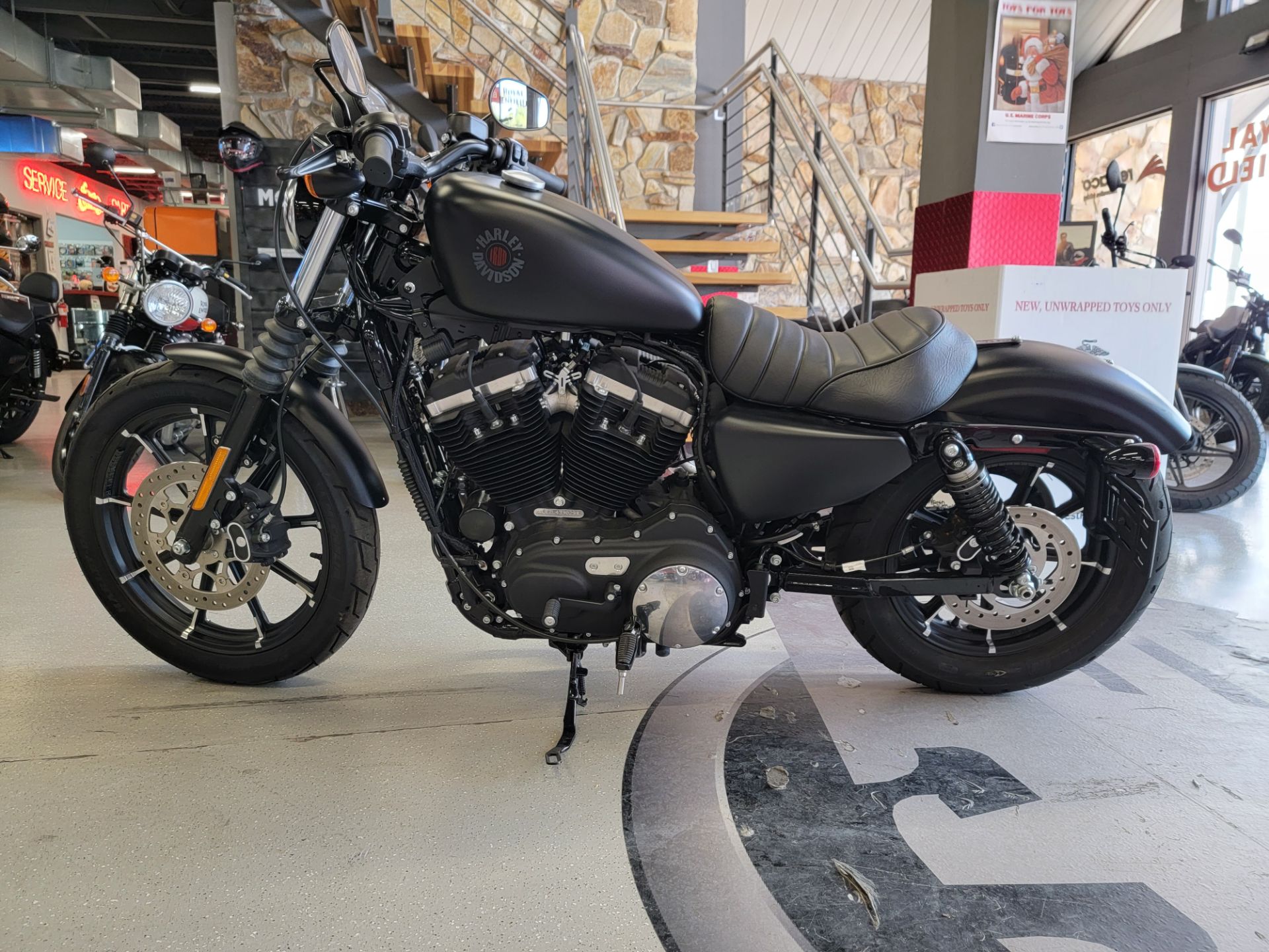 2020 Harley-Davidson Iron 883™ in Fort Myers, Florida - Photo 3