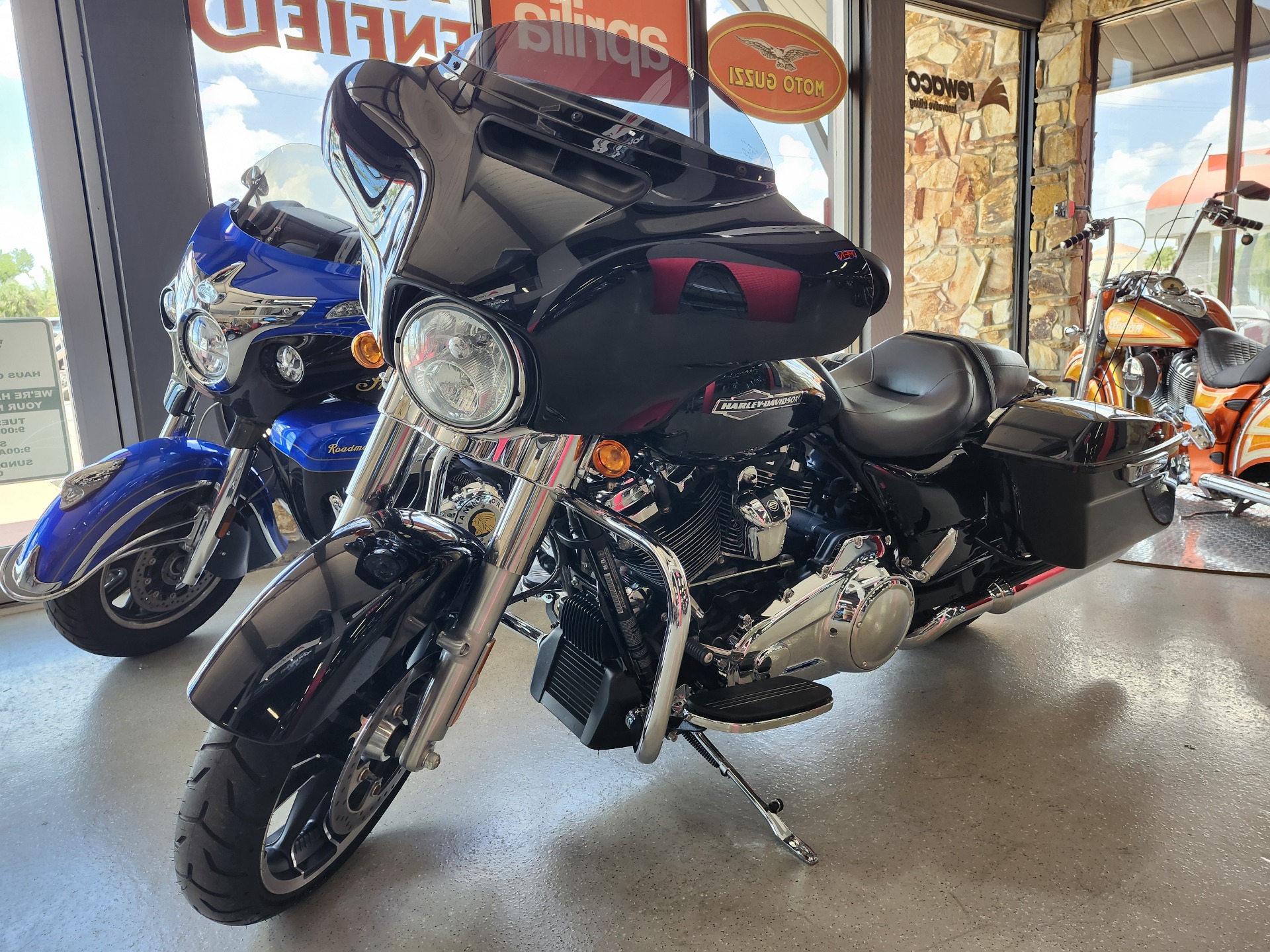 2021 Harley-Davidson Street Glide® in Fort Myers, Florida - Photo 1