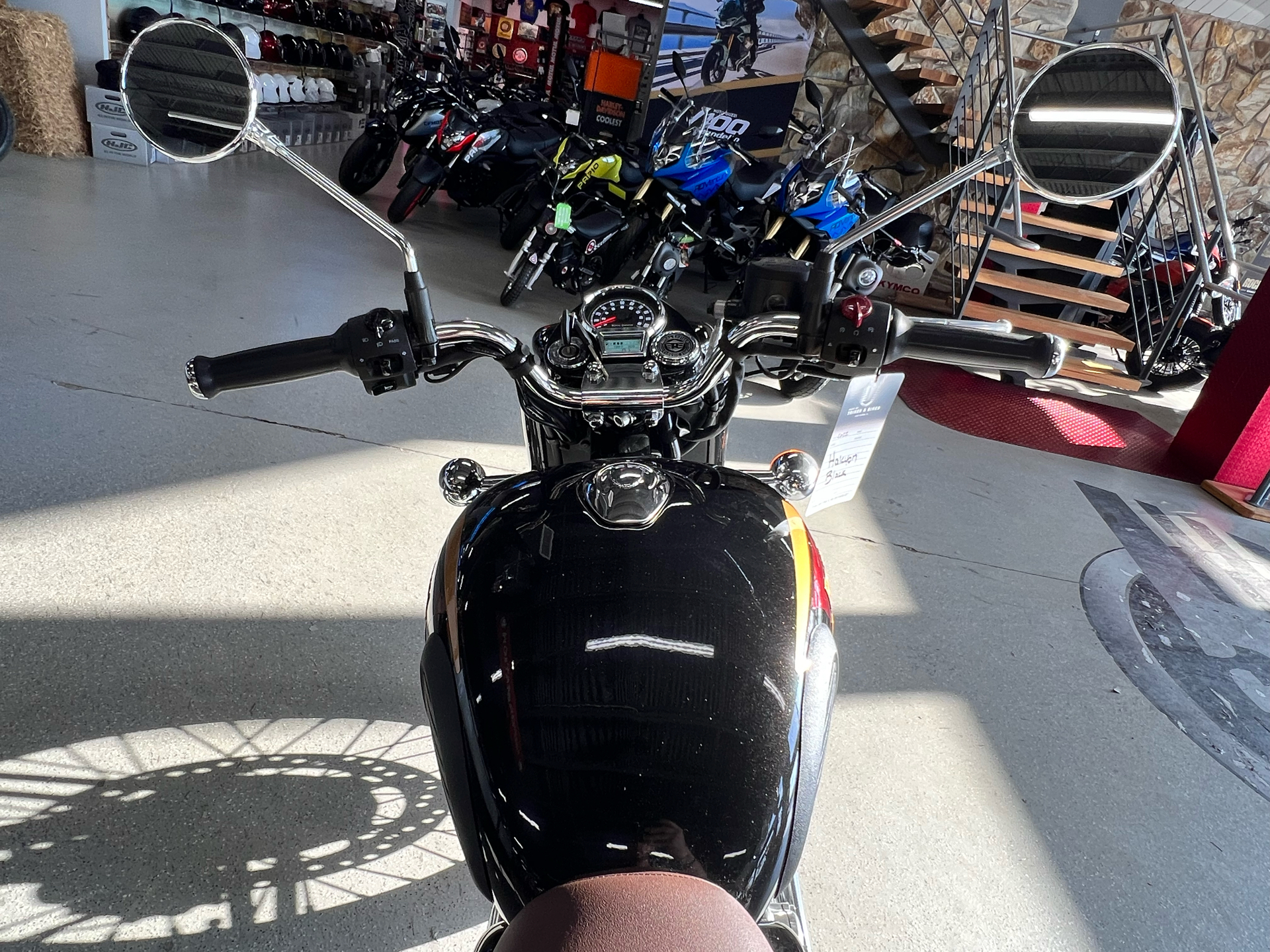 2022 Royal Enfield Classic 350 in Fort Myers, Florida - Photo 6