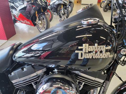 2017 Harley-Davidson Street Bob® in Fort Myers, Florida - Photo 5
