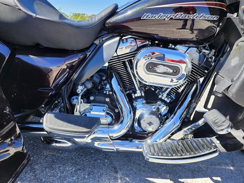 2011 Harley-Davidson Road Glide® Ultra in Fort Myers, Florida - Photo 5