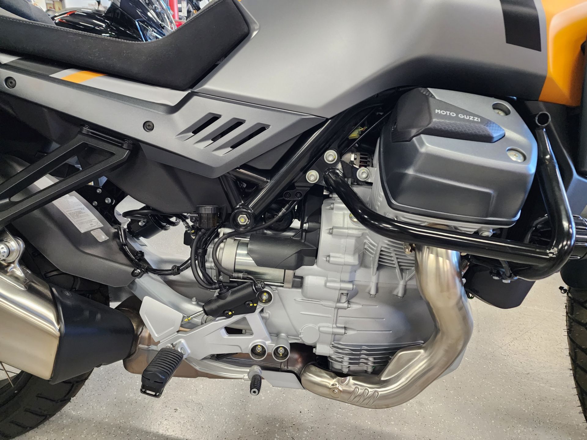 2024 Moto Guzzi Stelvio in Fort Myers, Florida - Photo 5