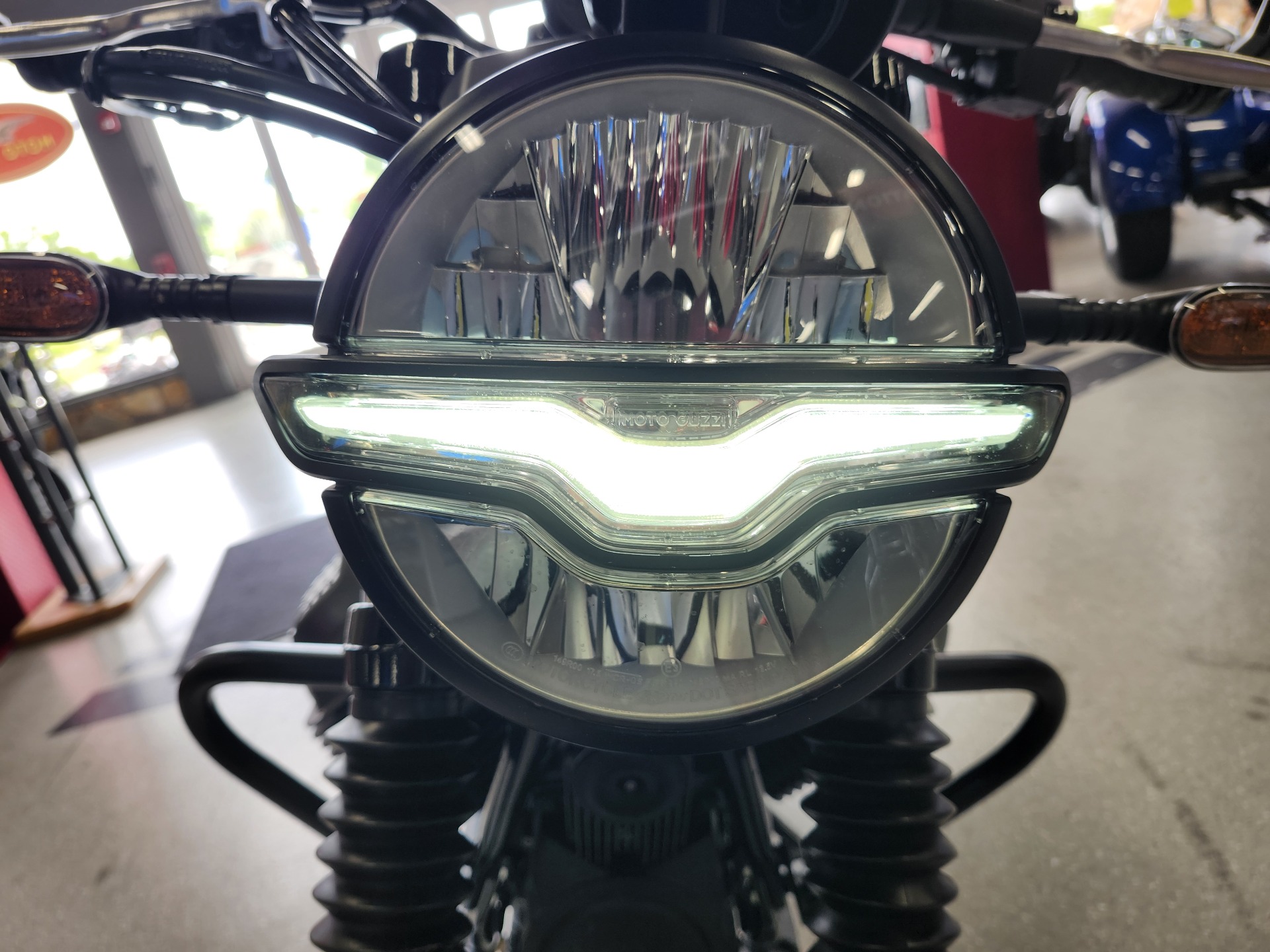 2023 Moto Guzzi V7 Special Edition in Fort Myers, Florida - Photo 7