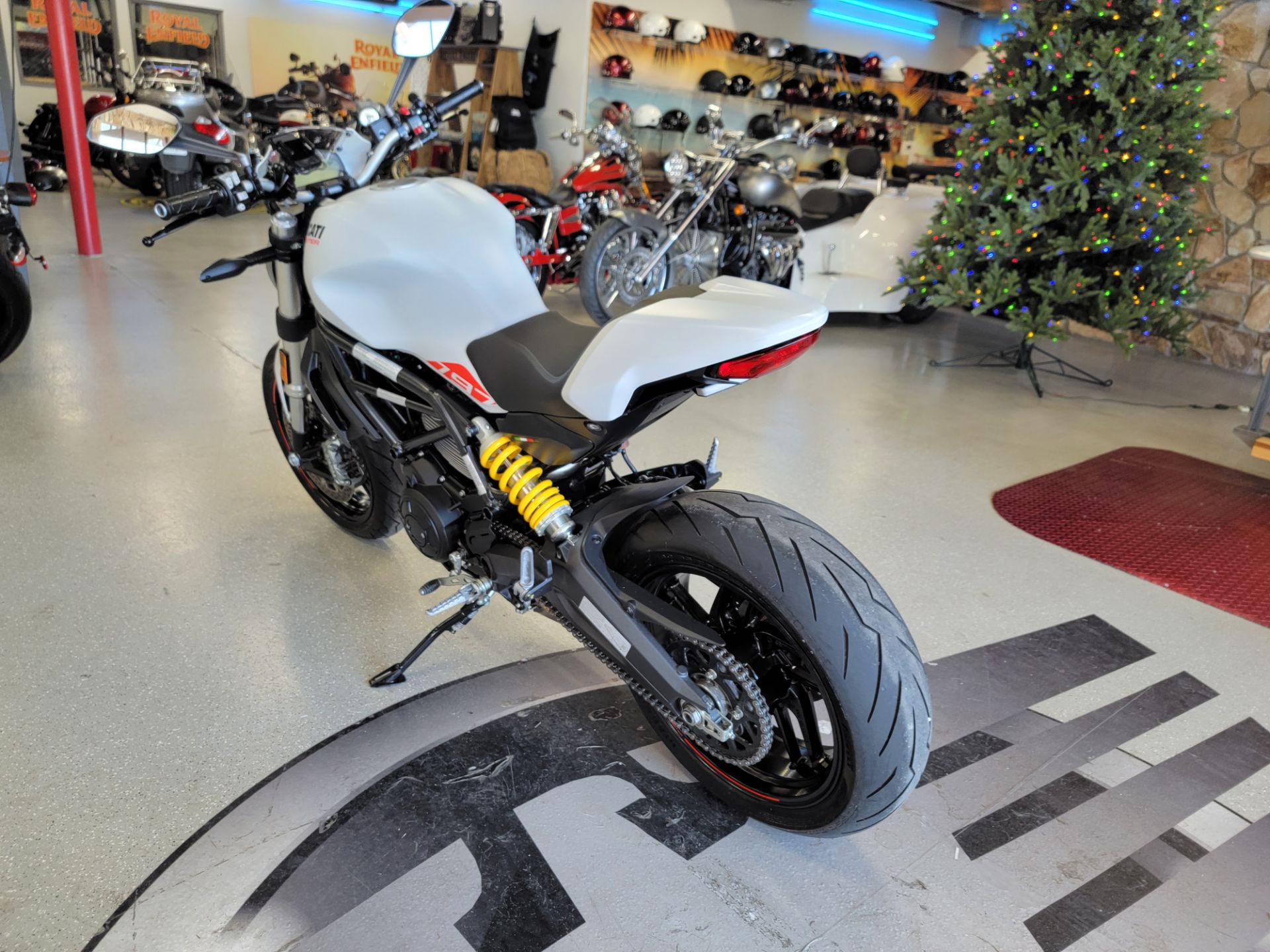 2020 Ducati Monster 797+ in Fort Myers, Florida - Photo 4