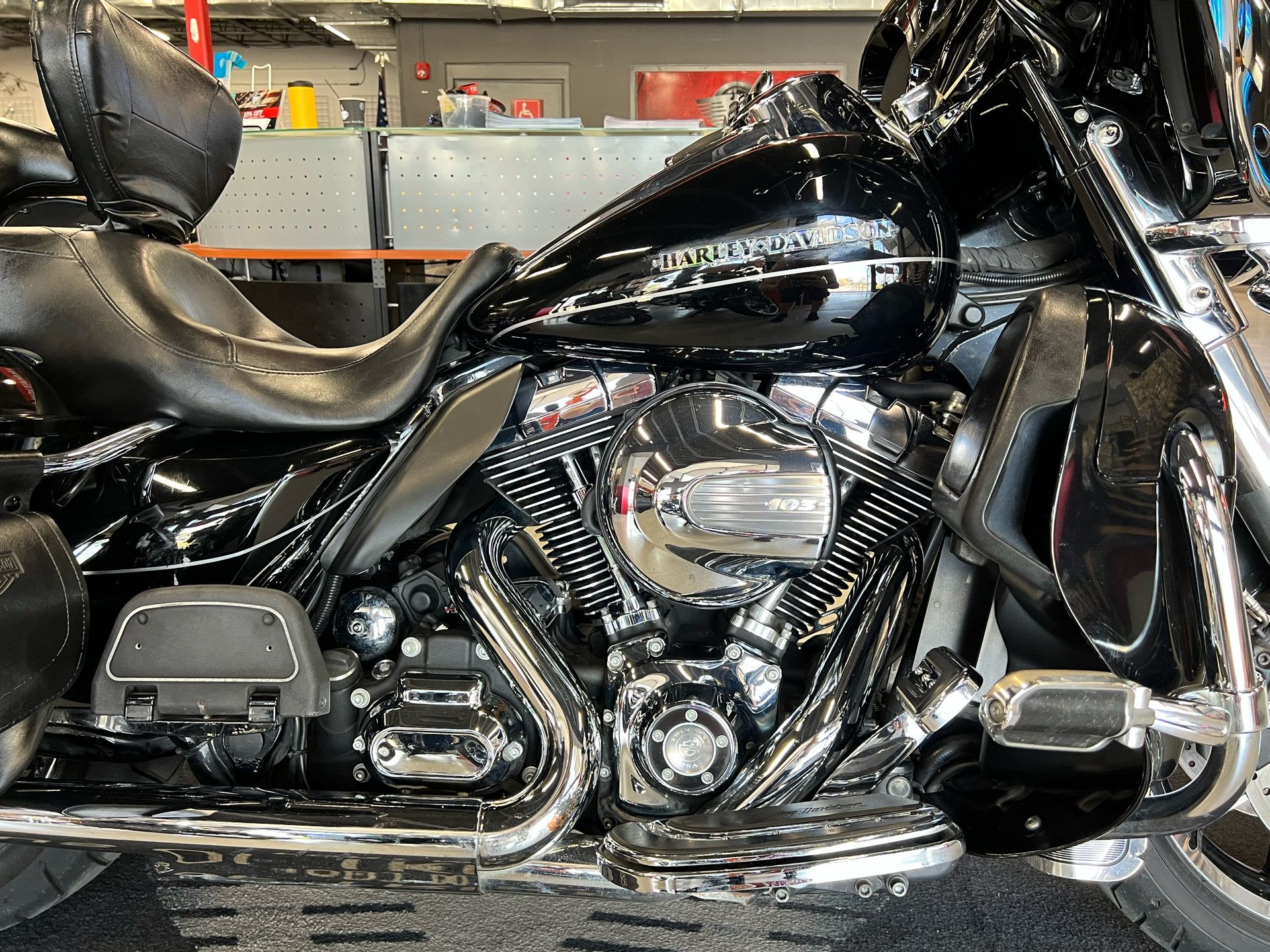 2016 Harley-Davidson Ultra Limited Low in Fort Myers, Florida - Photo 12