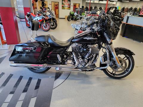 2016 Harley-Davidson Street Glide® Special in Fort Myers, Florida - Photo 1
