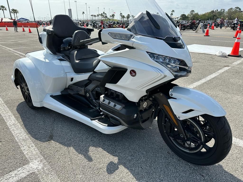 2020 Honda Gold Wing Tour Automatic DCT in Fort Myers, Florida - Photo 1