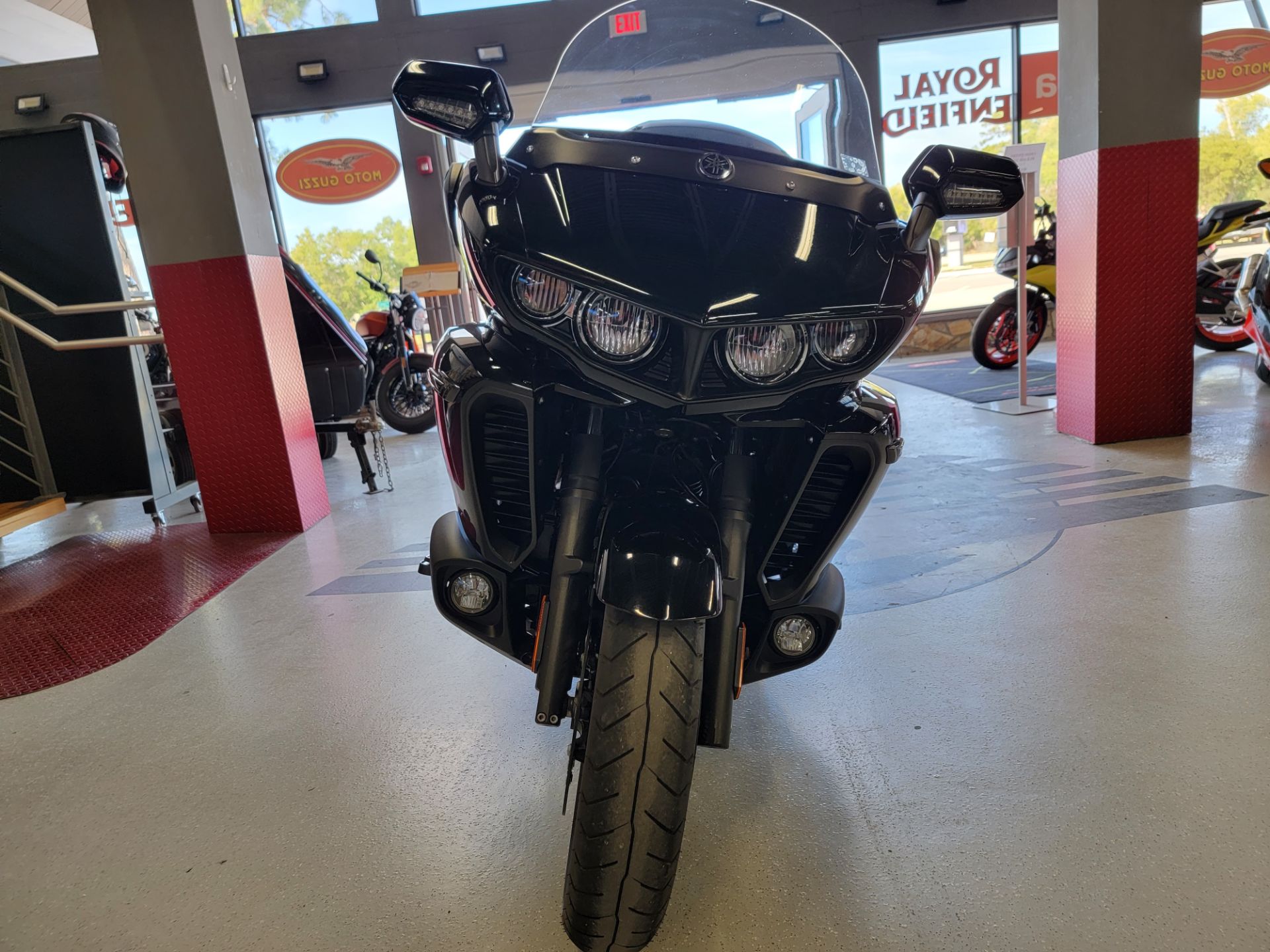 2018 Yamaha Star Eluder in Fort Myers, Florida - Photo 3