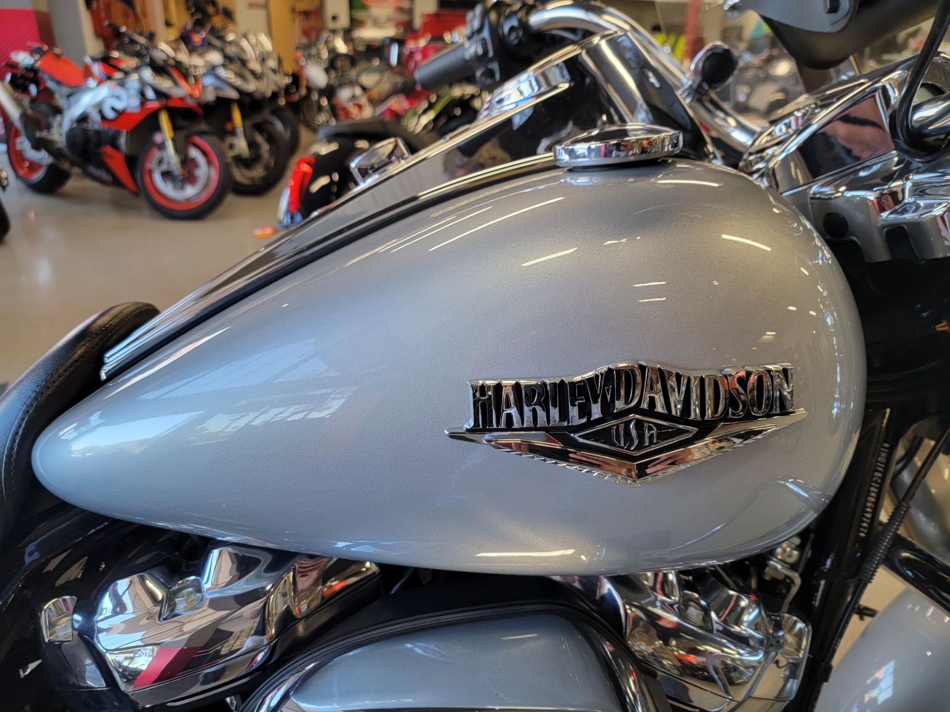 2019 Harley-Davidson Road King® in Fort Myers, Florida - Photo 6