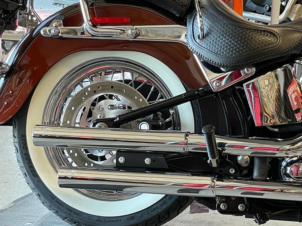 2011 Harley-Davidson Softail® Deluxe in Fort Myers, Florida - Photo 10