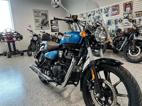 2023 Royal Enfield Meteor 350 in Fort Myers, Florida - Photo 2