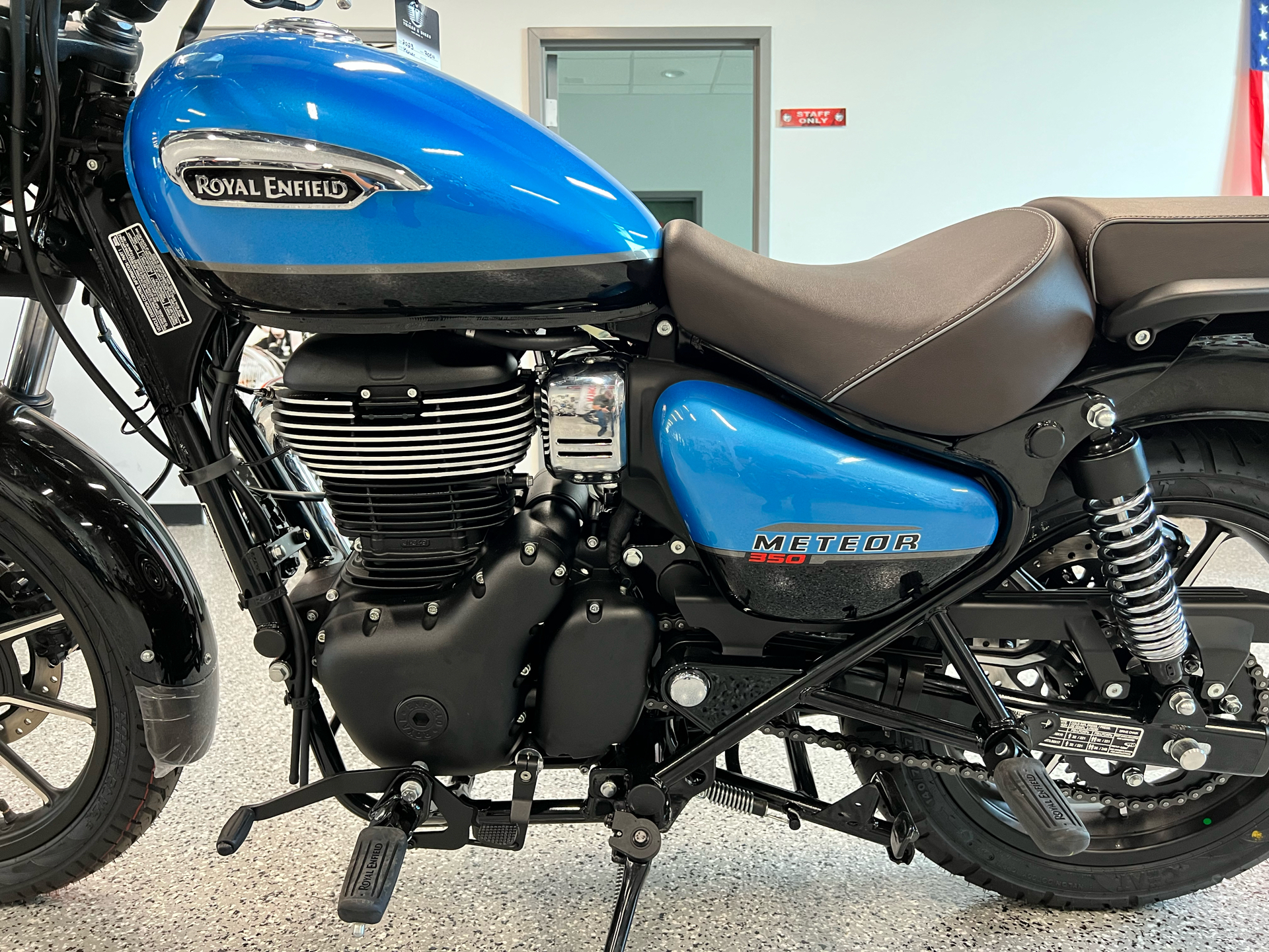 2023 Royal Enfield Meteor 350 in Fort Myers, Florida - Photo 11