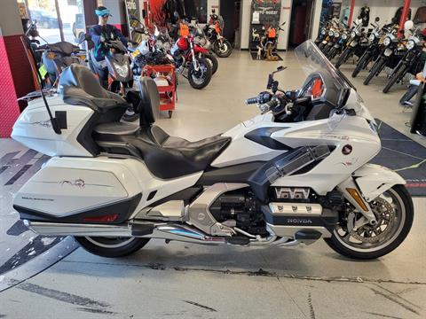 2018 Honda Gold Wing Tour Automatic DCT in Fort Myers, Florida - Photo 2