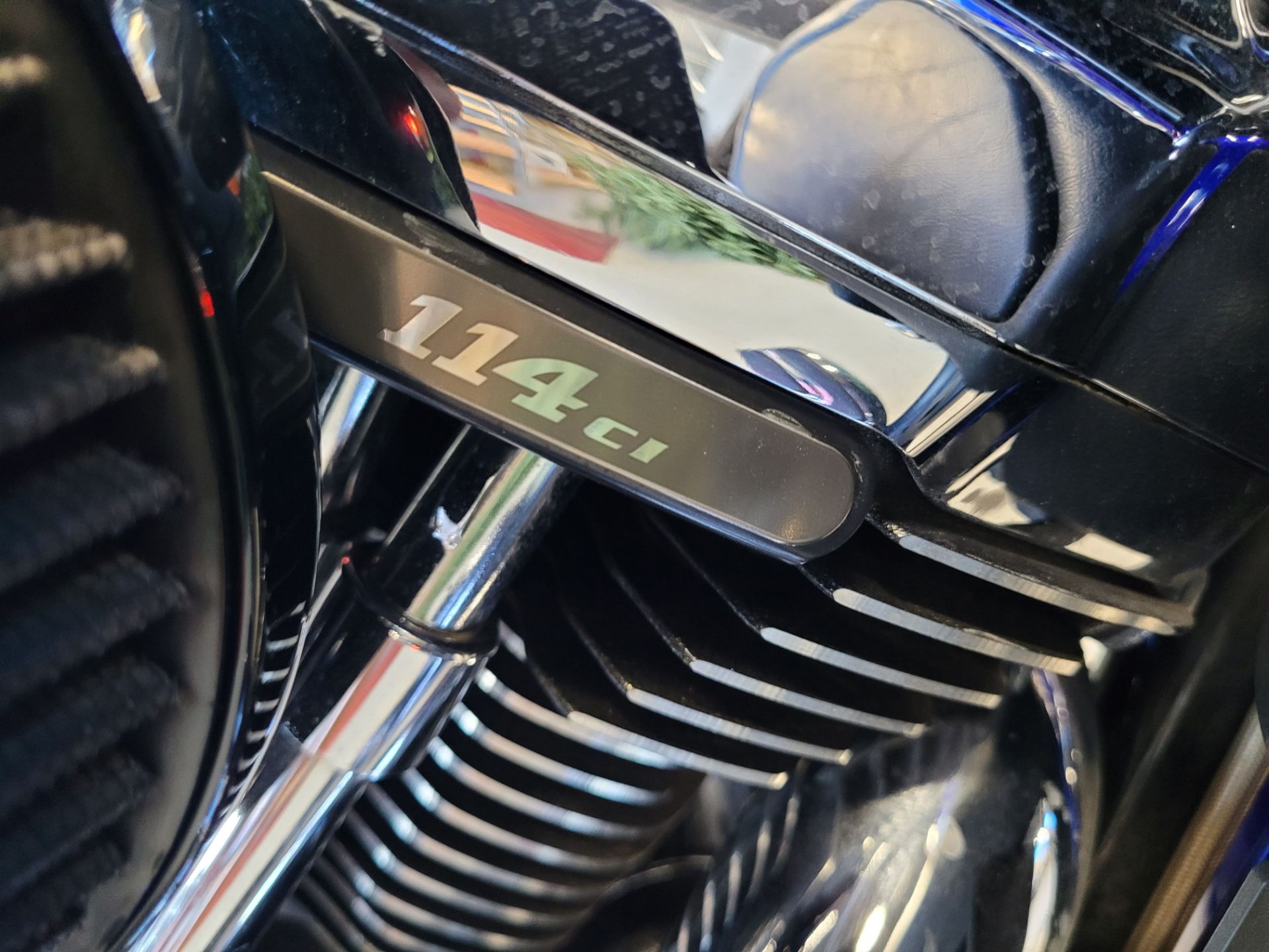 2017 Harley-Davidson CVO™ Street Glide® in Fort Myers, Florida - Photo 12