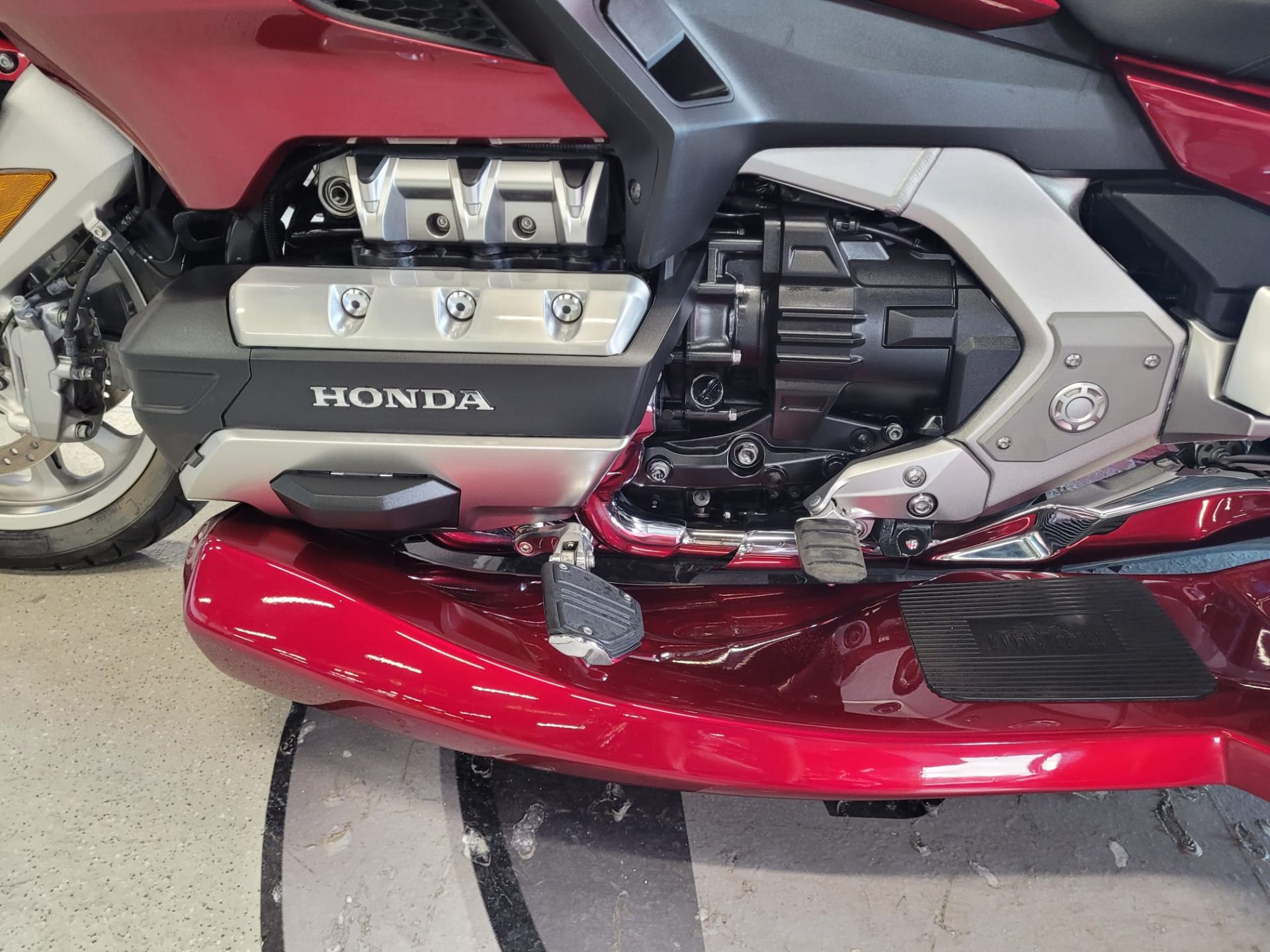 2018 HONDA GOLDWING DCT in Fort Myers, Florida - Photo 6