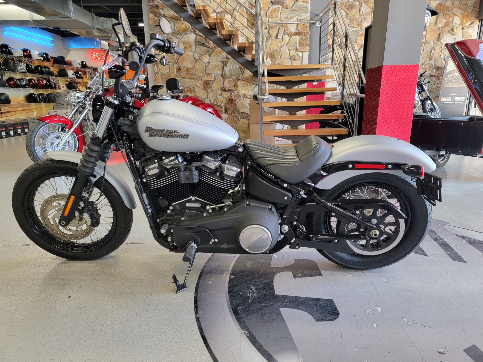 2020 Harley-Davidson Street Bob® in Fort Myers, Florida - Photo 3