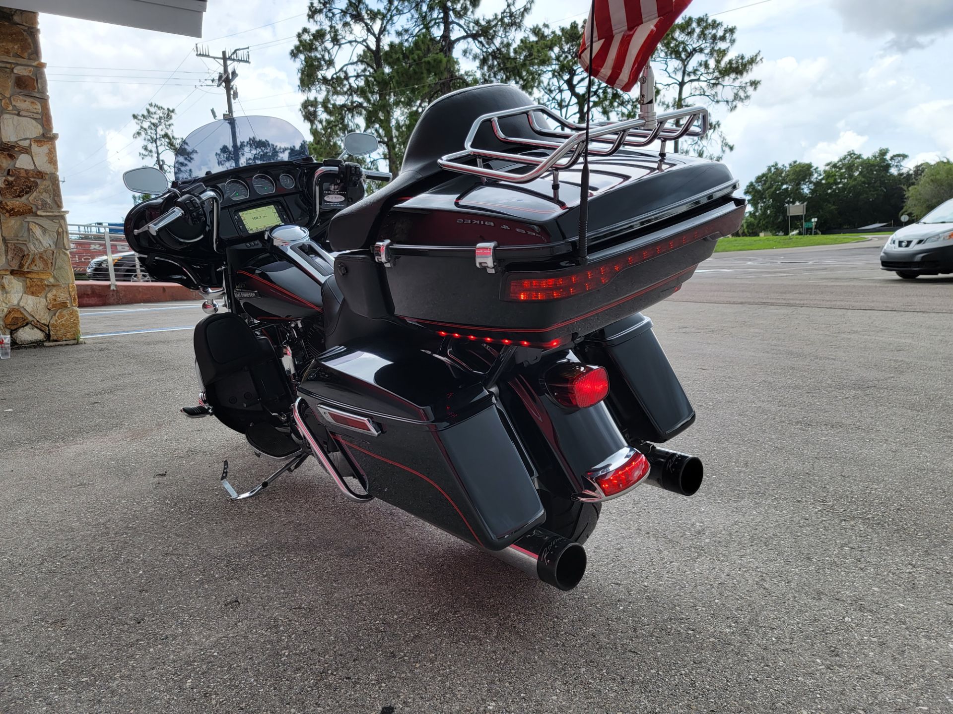 2016 Harley-Davidson Ultra Limited in Fort Myers, Florida - Photo 4