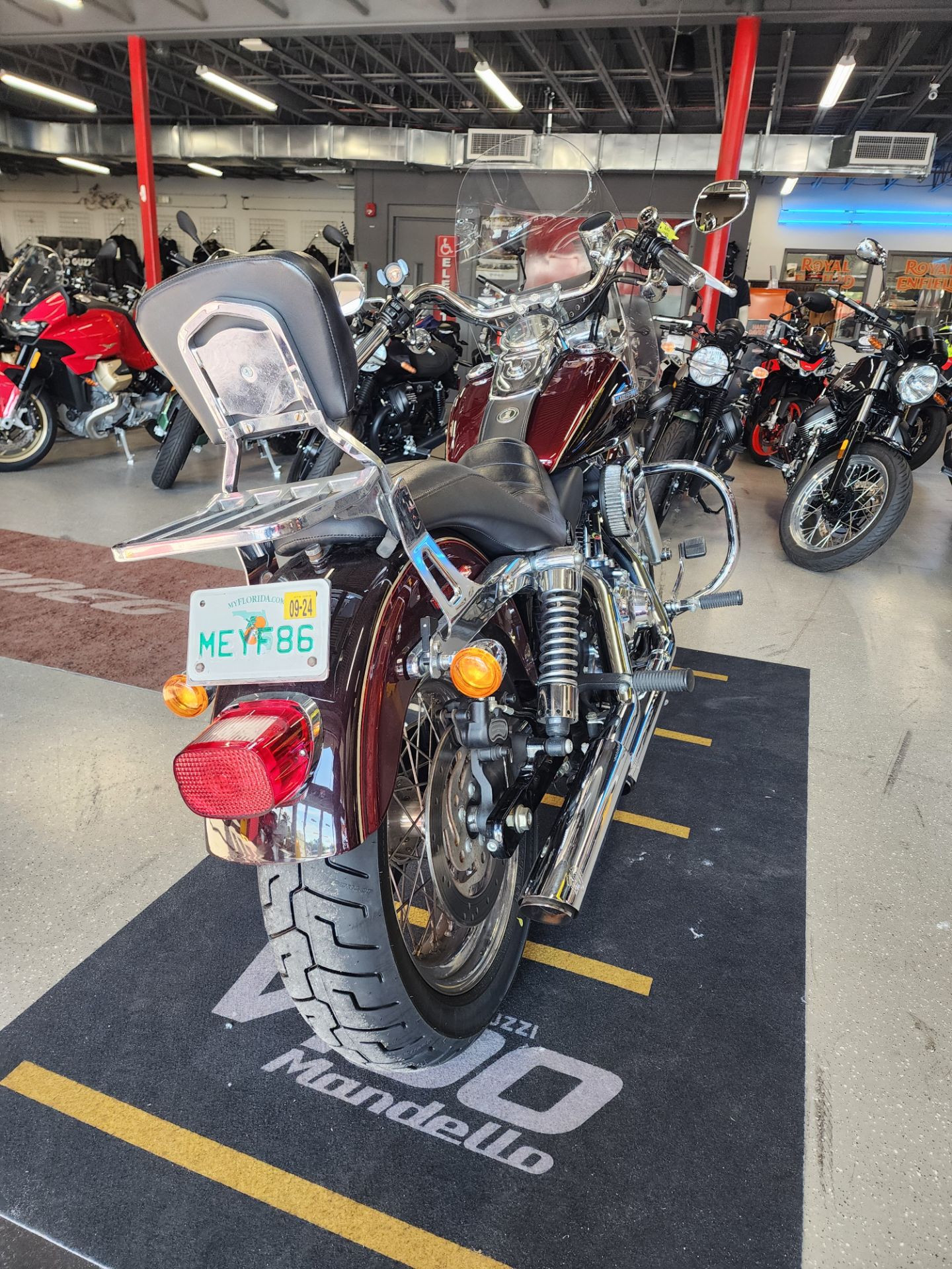 2014 Harley-Davidson Super Glide® Custom in Fort Myers, Florida - Photo 3