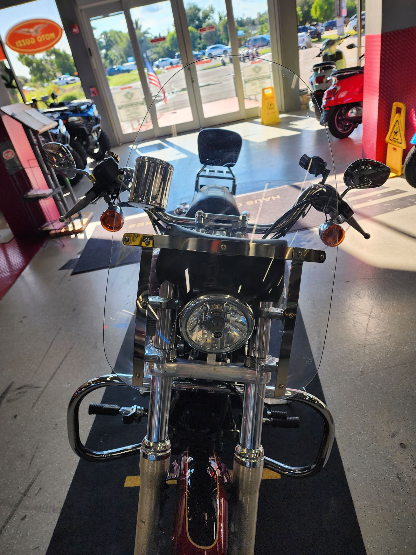 2014 Harley-Davidson Super Glide® Custom in Fort Myers, Florida - Photo 10