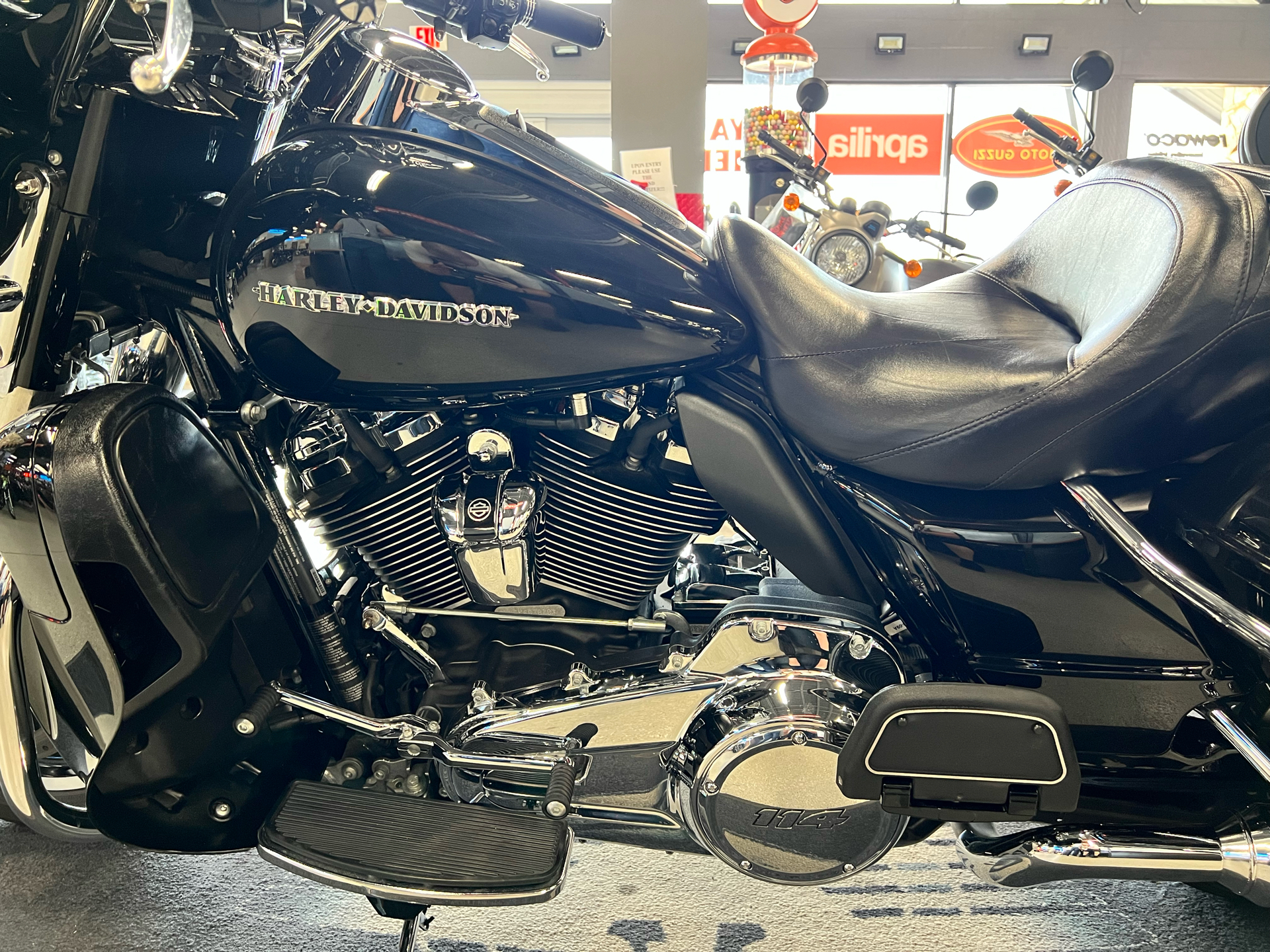 2019 Harley-Davidson Ultra Limited Low in Fort Myers, Florida - Photo 9