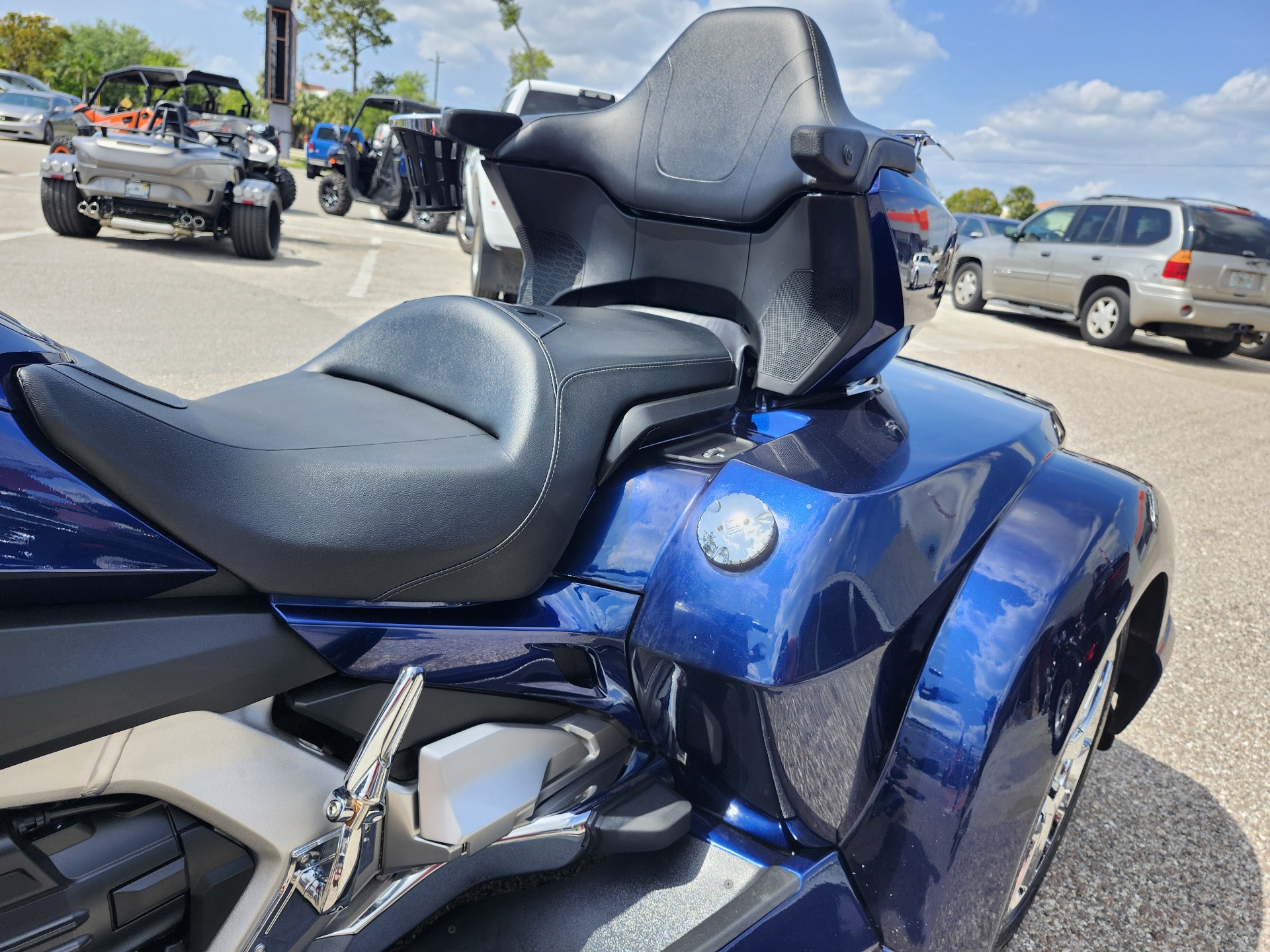 2019 Honda Gold Wing Tour Automatic DCT in Fort Myers, Florida - Photo 3