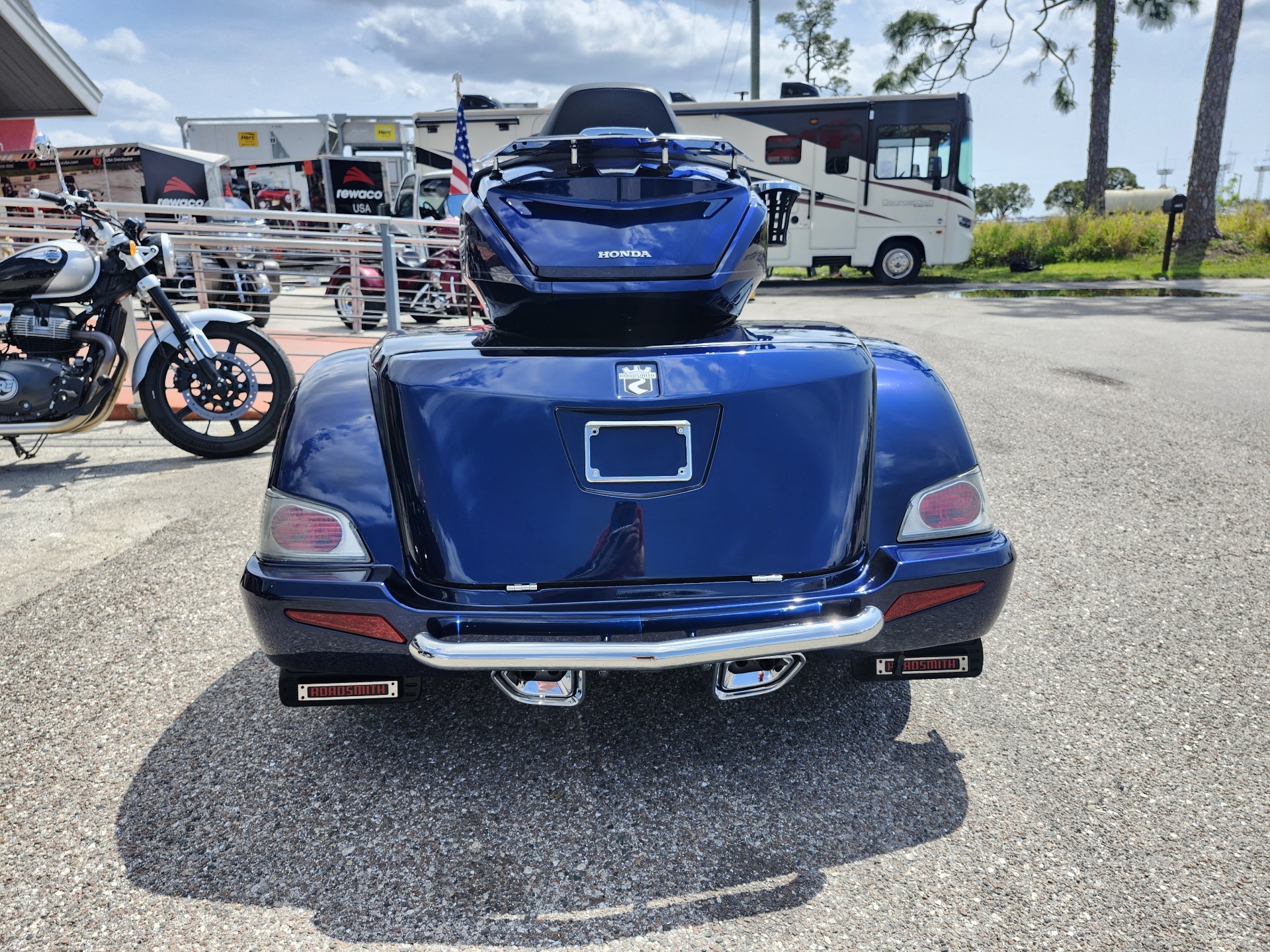 2019 Honda Gold Wing Tour Automatic DCT in Fort Myers, Florida - Photo 4