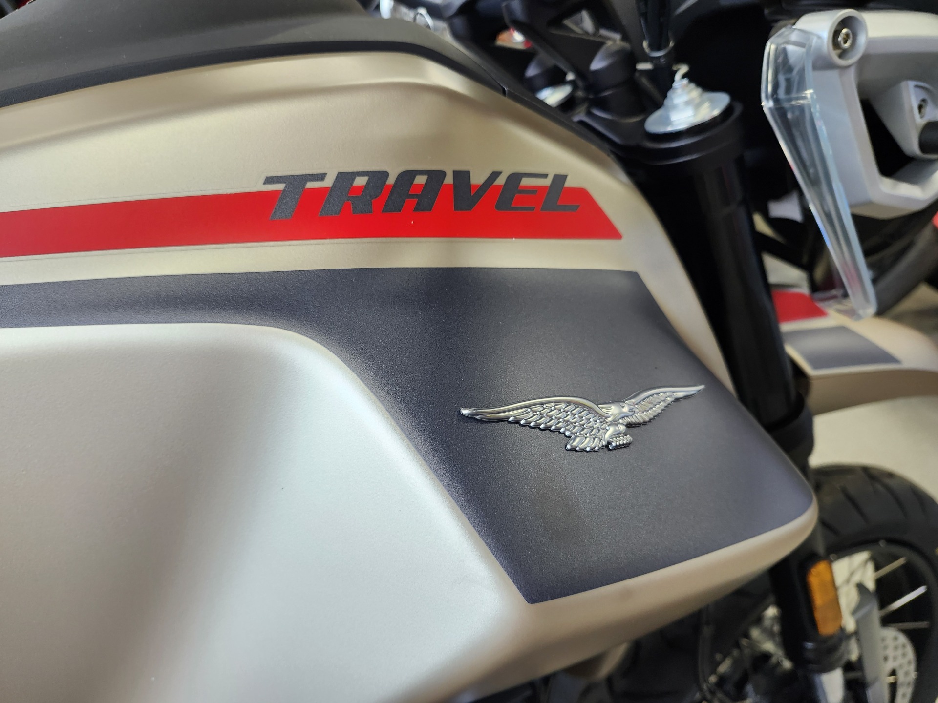 2025 Moto Guzzi V85 TT Travel in Fort Myers, Florida - Photo 5