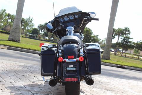 2016 Harley-Davidson Street Glide® in Fort Myers, Florida - Photo 7