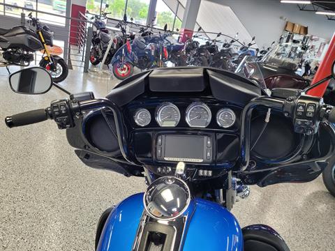 2017 Harley-Davidson Ultra Limited in Fort Myers, Florida - Photo 10