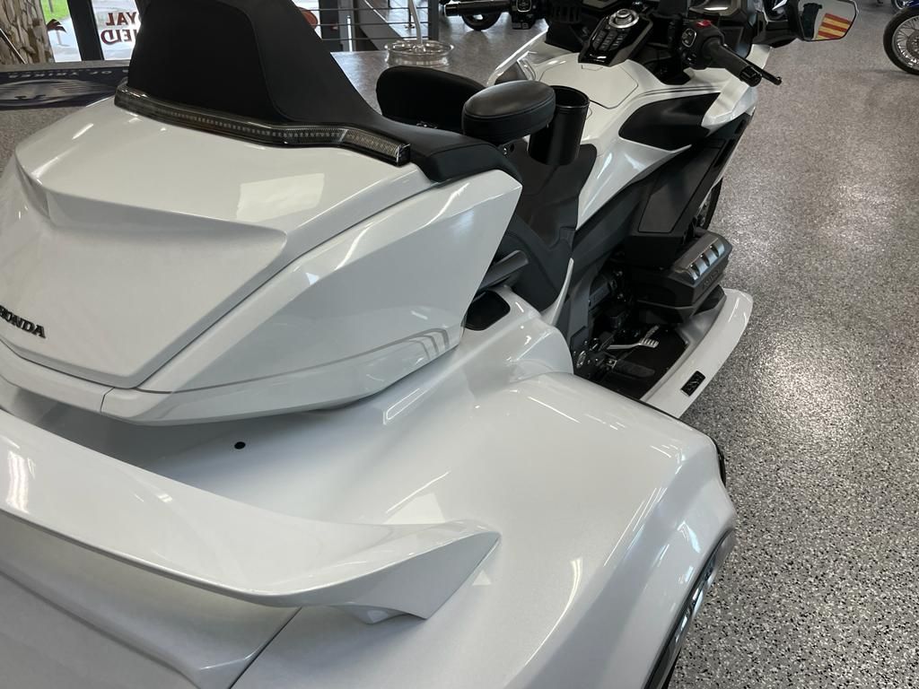 2020 HONDA GL 1800 DCT in Fort Myers, Florida - Photo 10