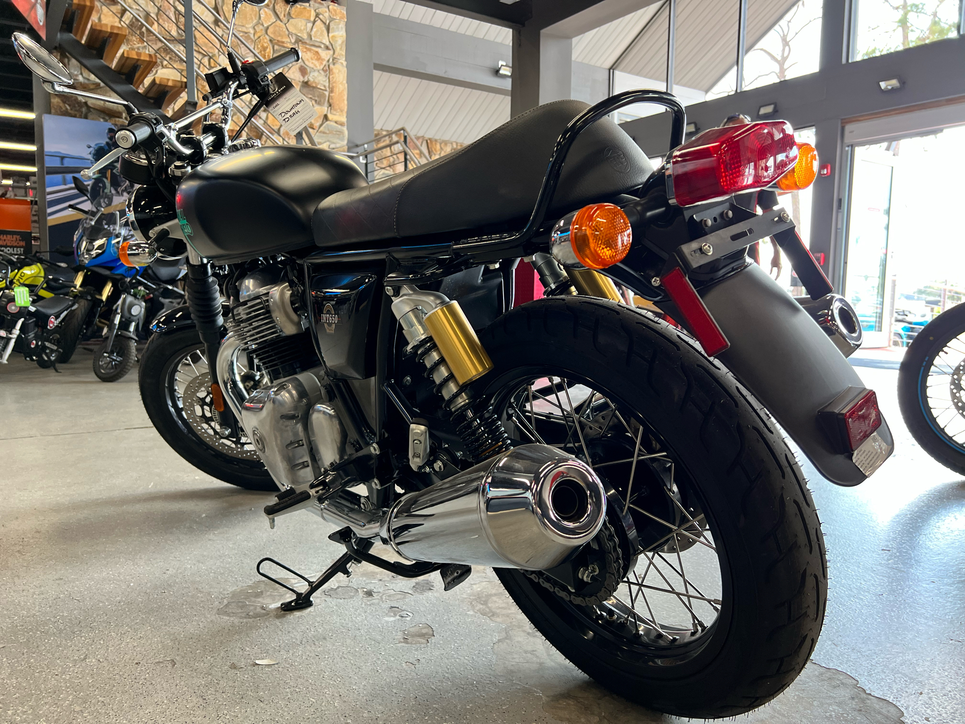 2022 Royal Enfield INT650 in Fort Myers, Florida - Photo 7