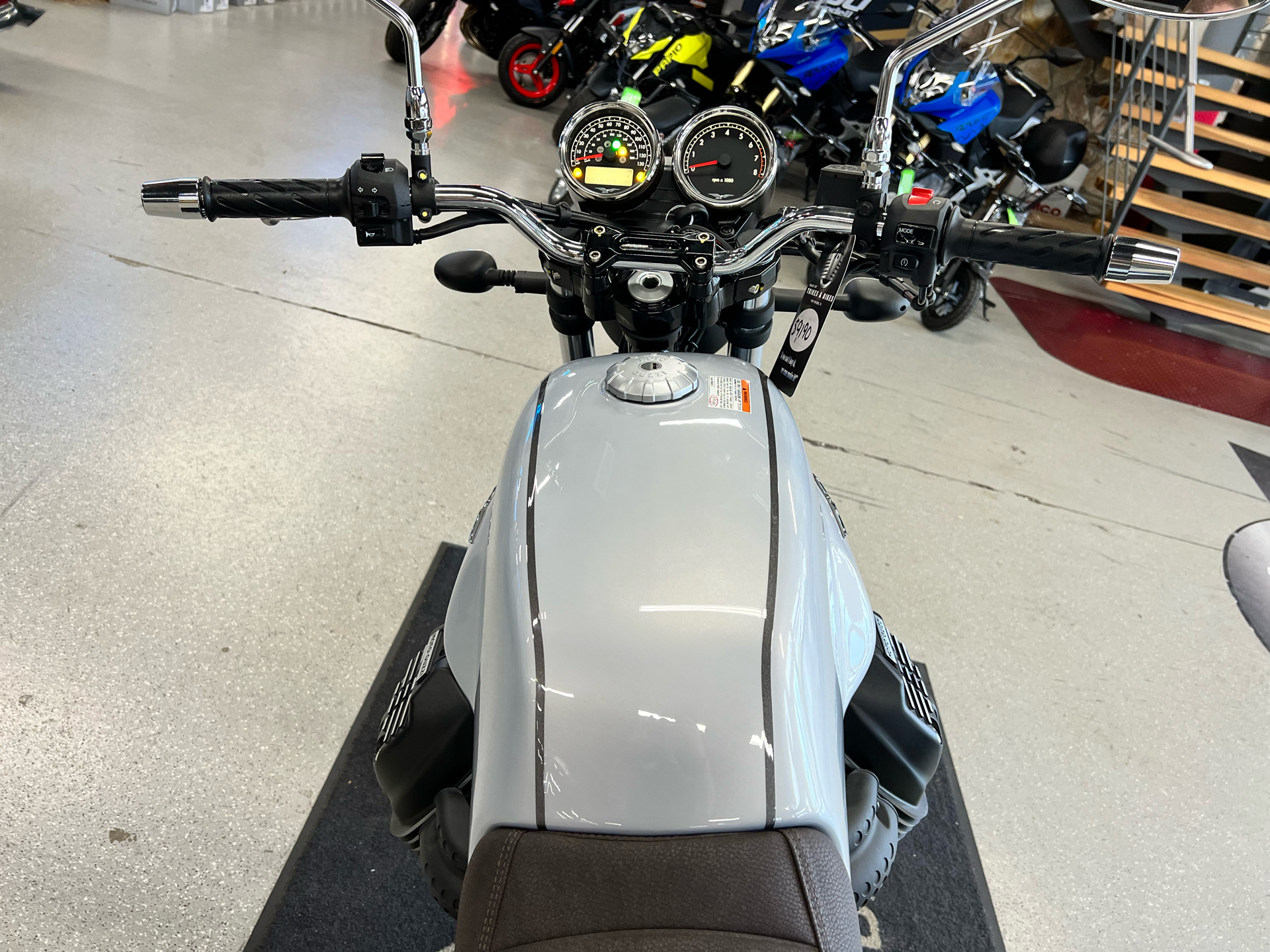 2021 Moto Guzzi V7 Special E5 in Fort Myers, Florida - Photo 6
