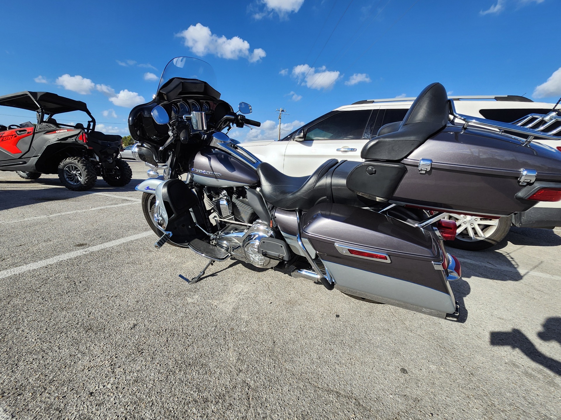 2014 Harley-Davidson Electra Glide® Ultra Classic® in Fort Myers, Florida - Photo 2