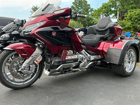 2018 Honda Gold Wing Tour Airbag Automatic DCT in Fort Myers, Florida - Photo 2