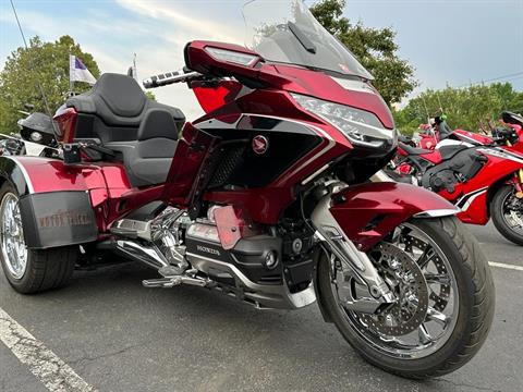 2018 Honda Gold Wing Tour Airbag Automatic DCT in Fort Myers, Florida - Photo 1