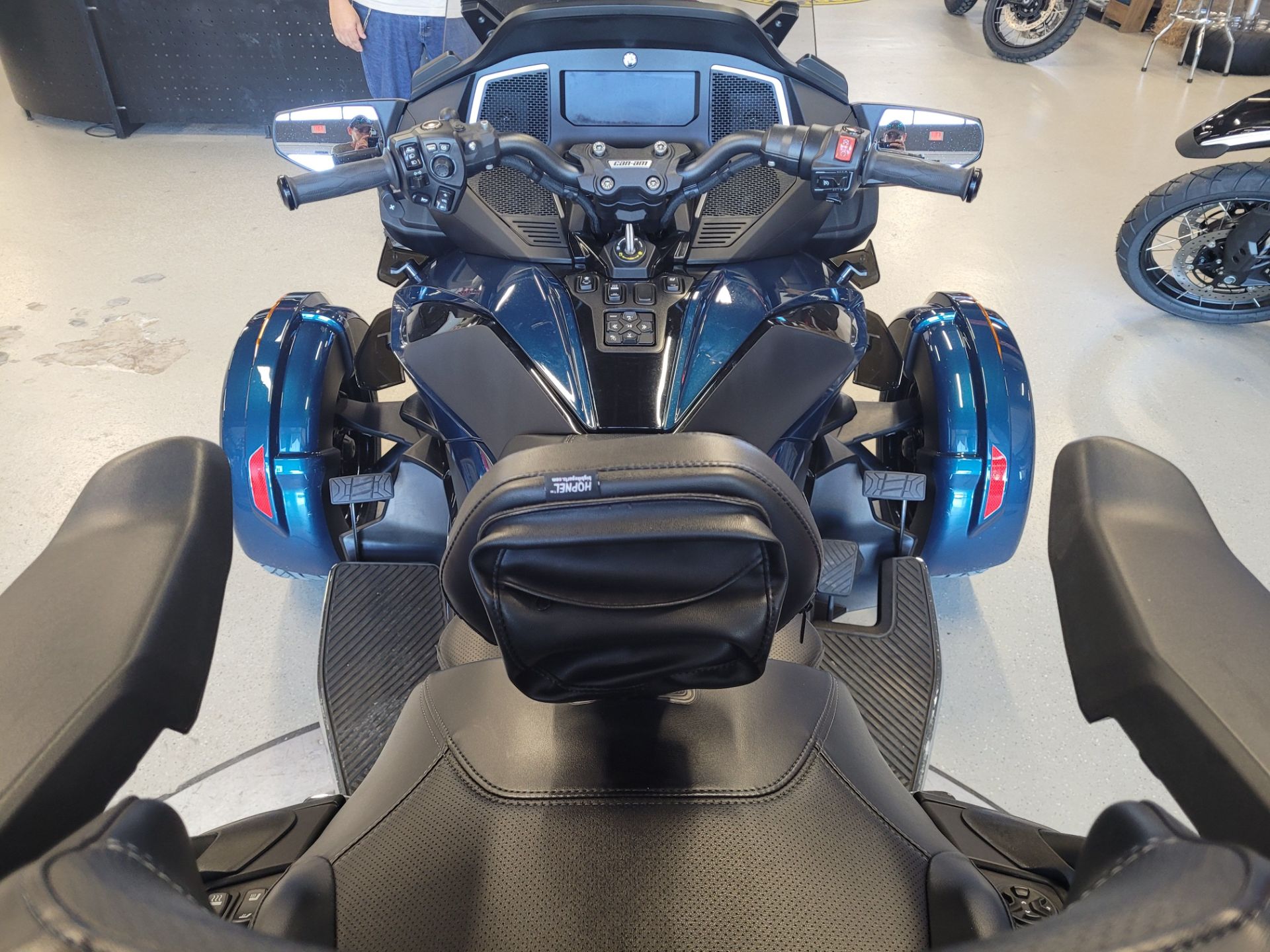 2021 Can-Am Spyder RT Limited in Fort Myers, Florida - Photo 5