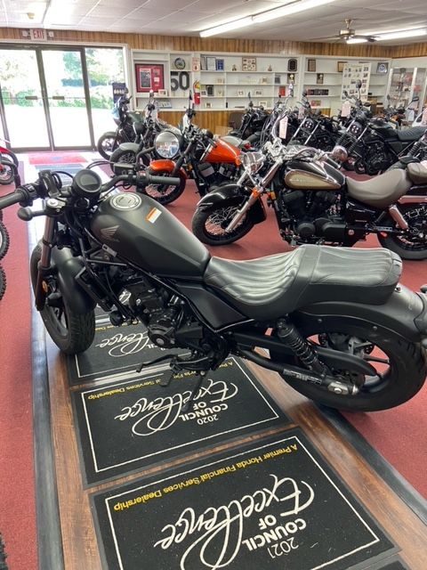 2022 Honda Rebel 300 in Lagrange, Georgia - Photo 3