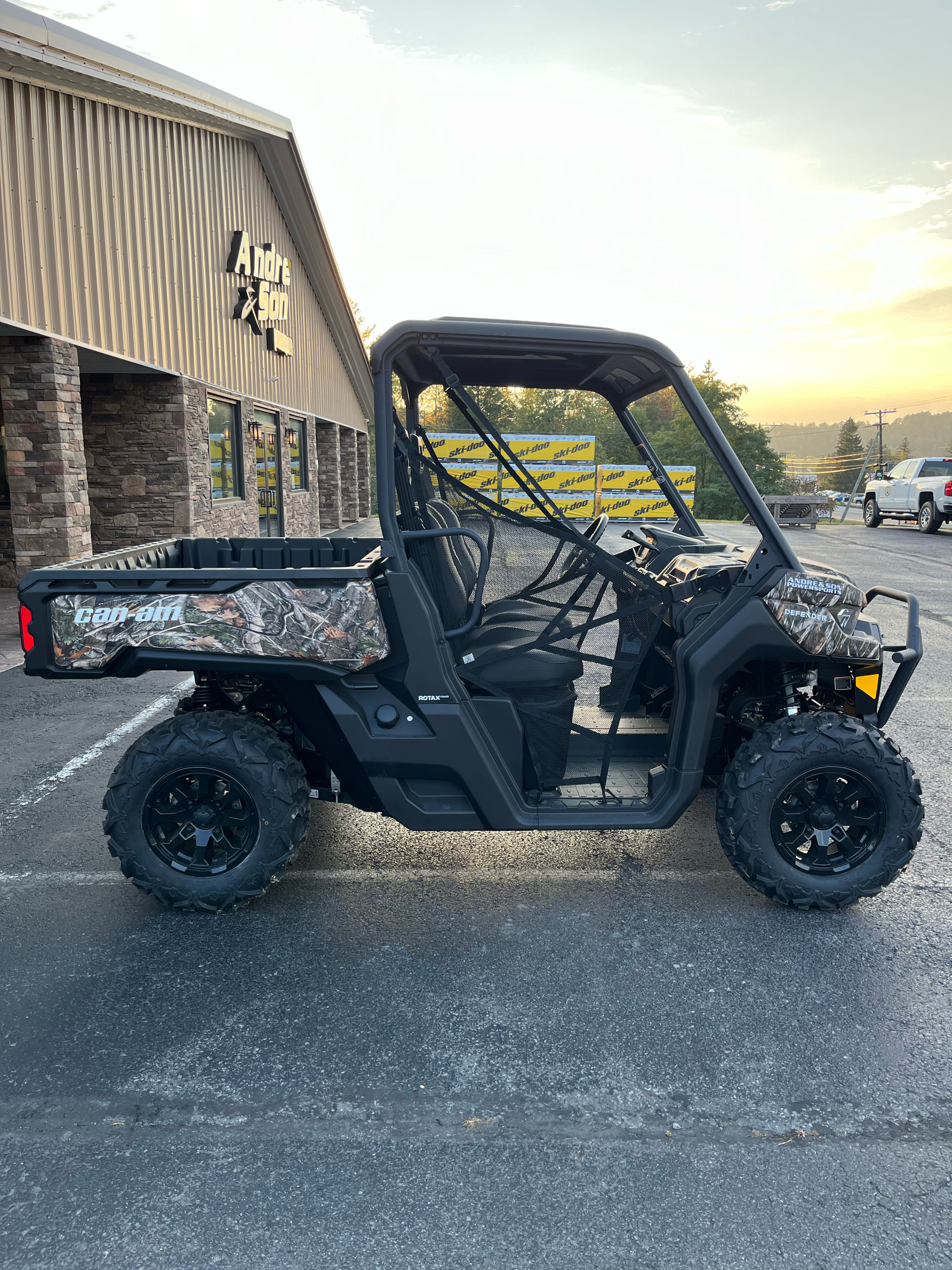 2024 Can-Am Defender XT HD7 in Montrose, Pennsylvania - Photo 4