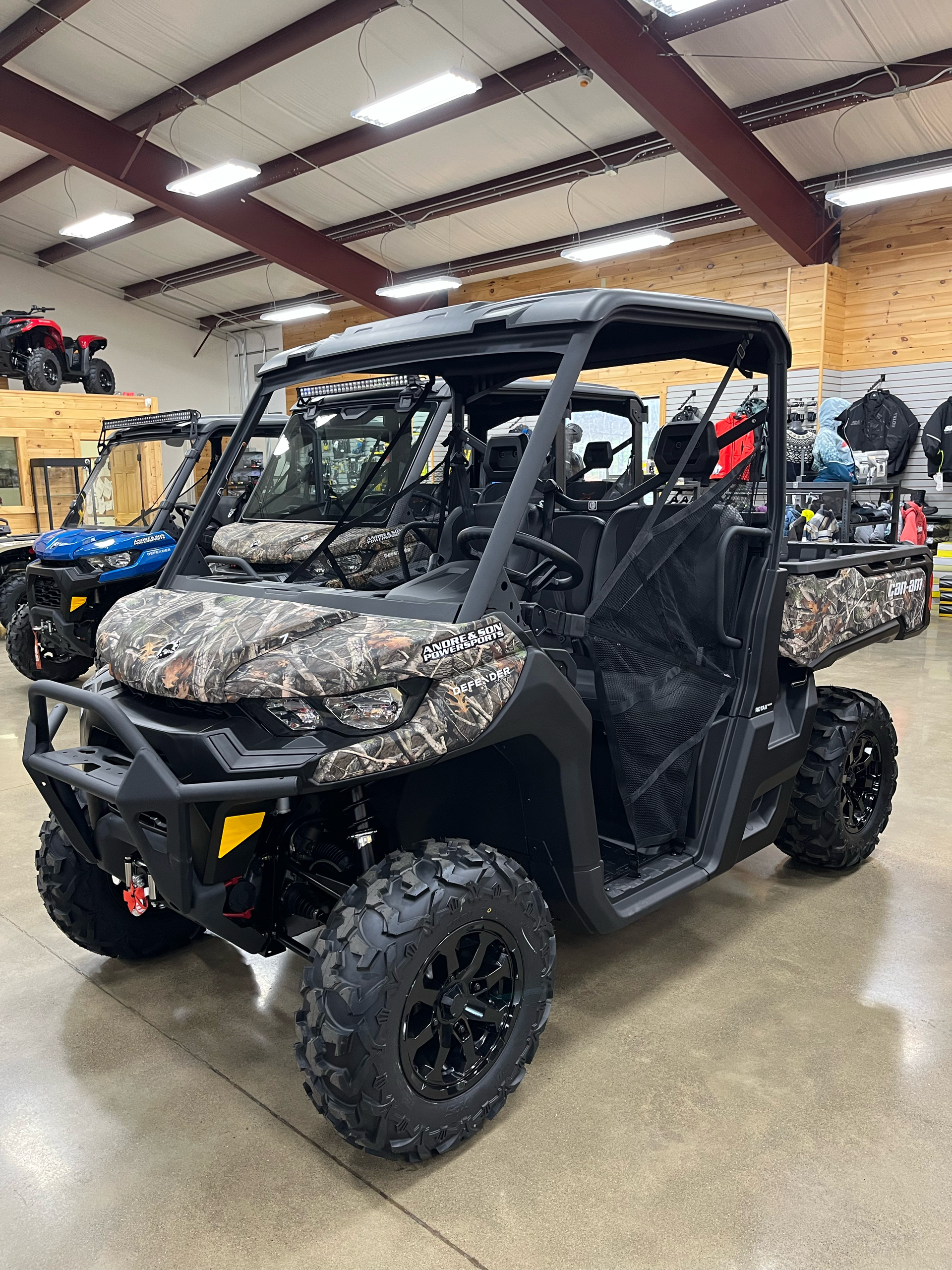 2024 Can-Am Defender XT HD7 in Montrose, Pennsylvania - Photo 1