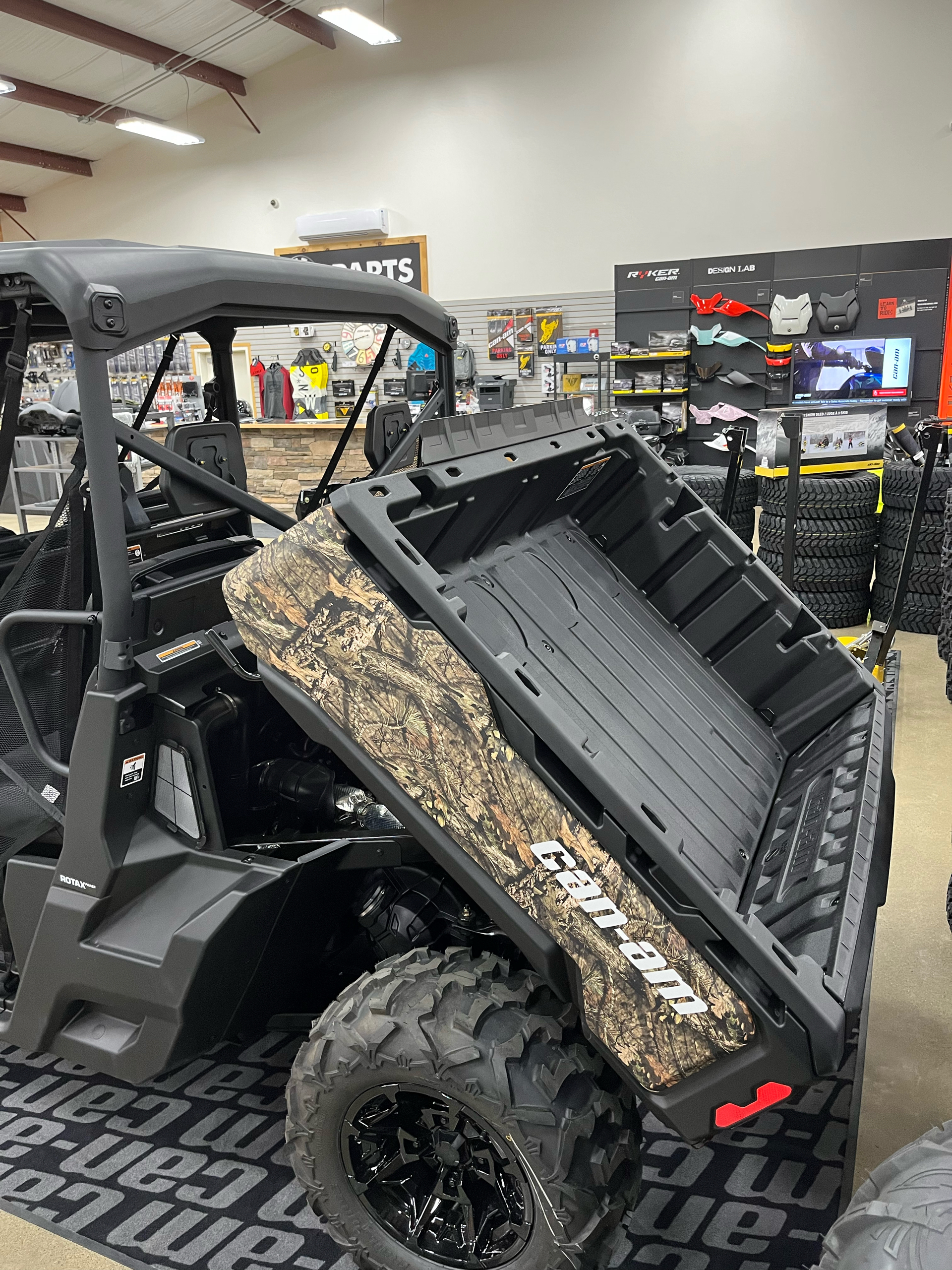 2023 Can-Am Defender MAX XT HD9 in Montrose, Pennsylvania - Photo 6