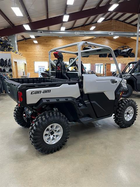 2024 Can-Am Defender X MR With Half-Doors in Montrose, Pennsylvania - Photo 4