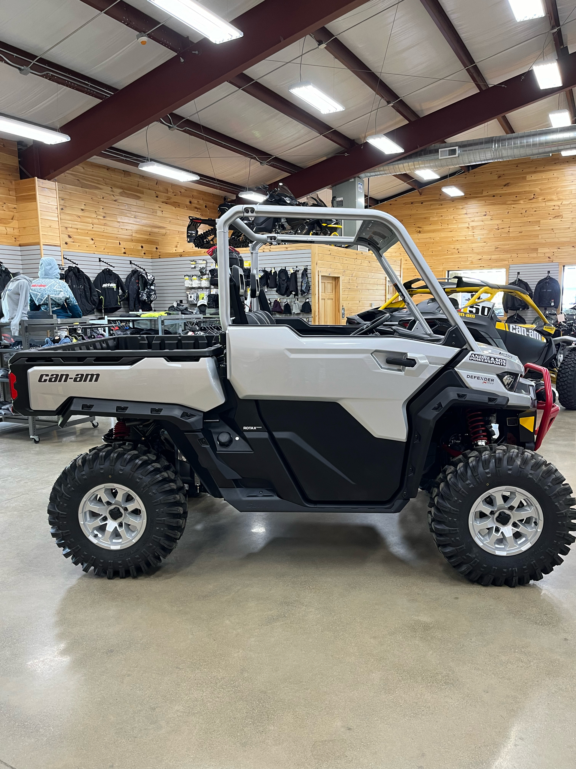 2024 Can-Am Defender X MR With Half Doors in Montrose, Pennsylvania - Photo 6