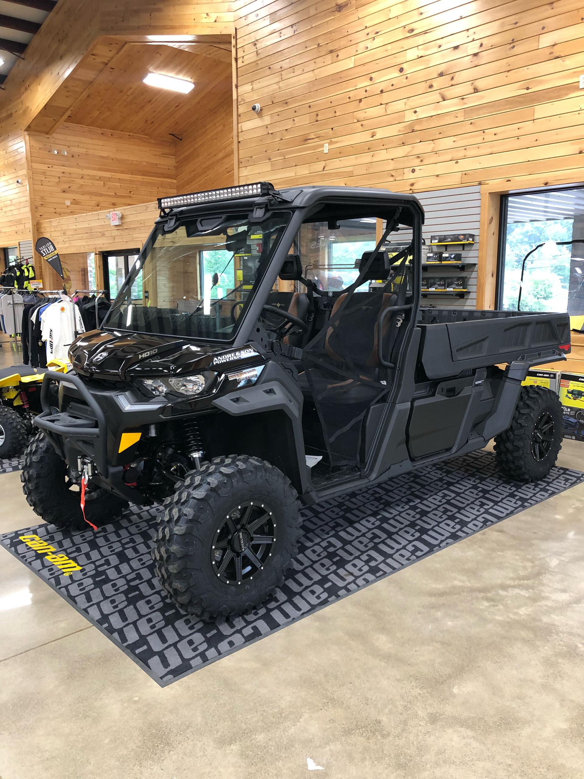 2022 Can-Am Defender Pro Lone Star HD10 in Montrose, Pennsylvania - Photo 2