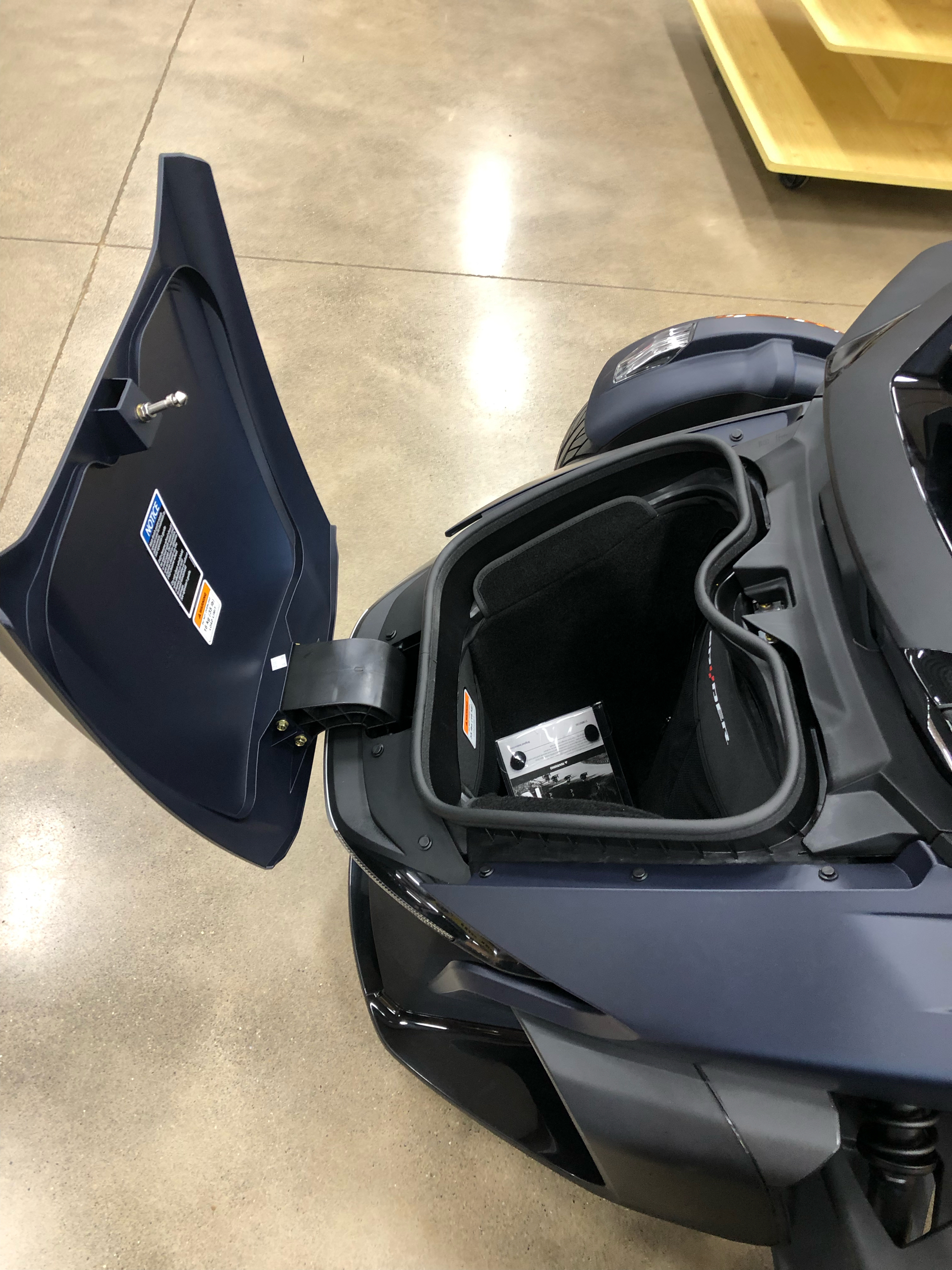 2022 Can-Am Spyder RT Sea-to-Sky in Montrose, Pennsylvania - Photo 13