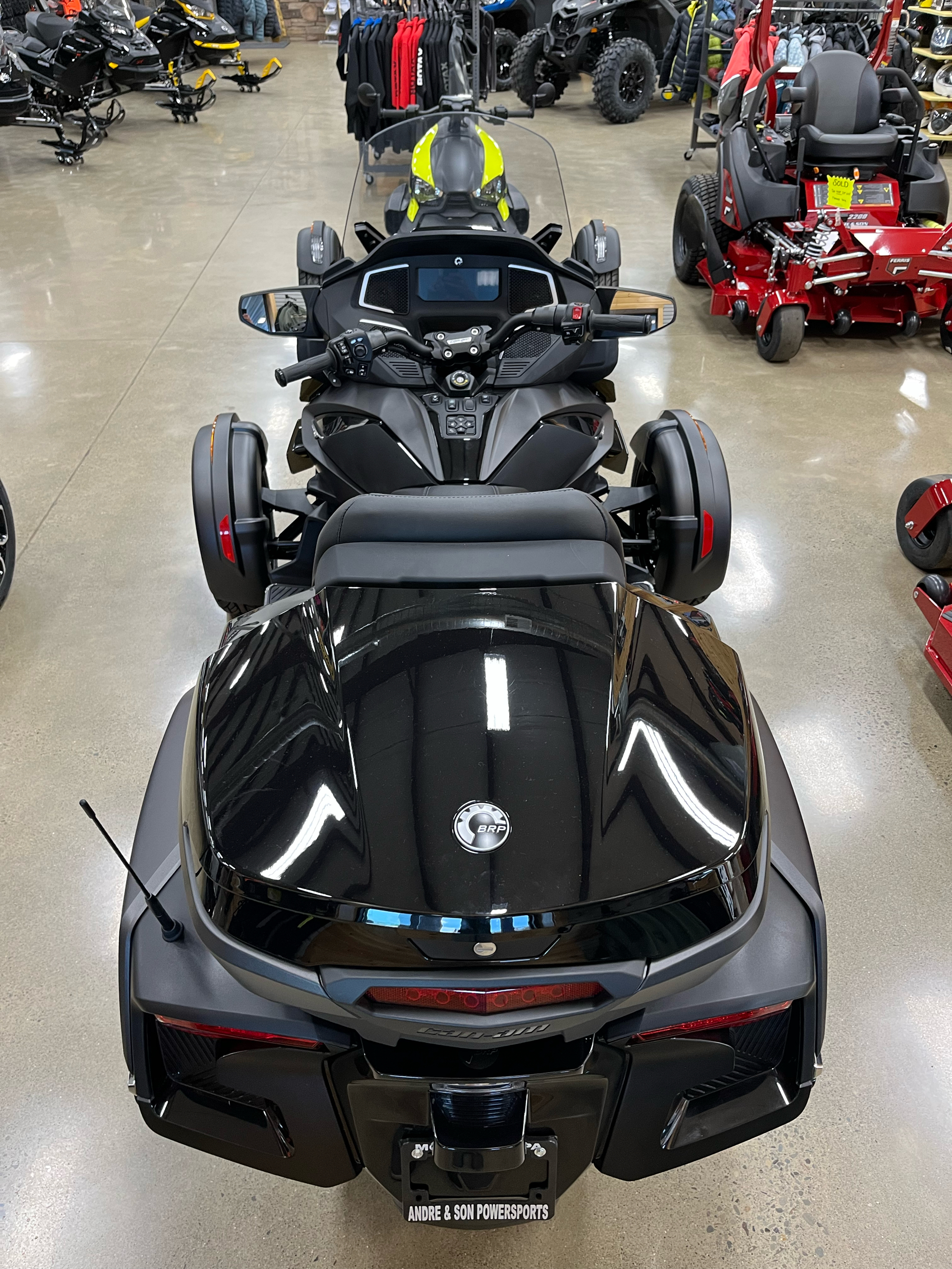 2022 Can-Am Spyder RT Limited in Montrose, Pennsylvania - Photo 6