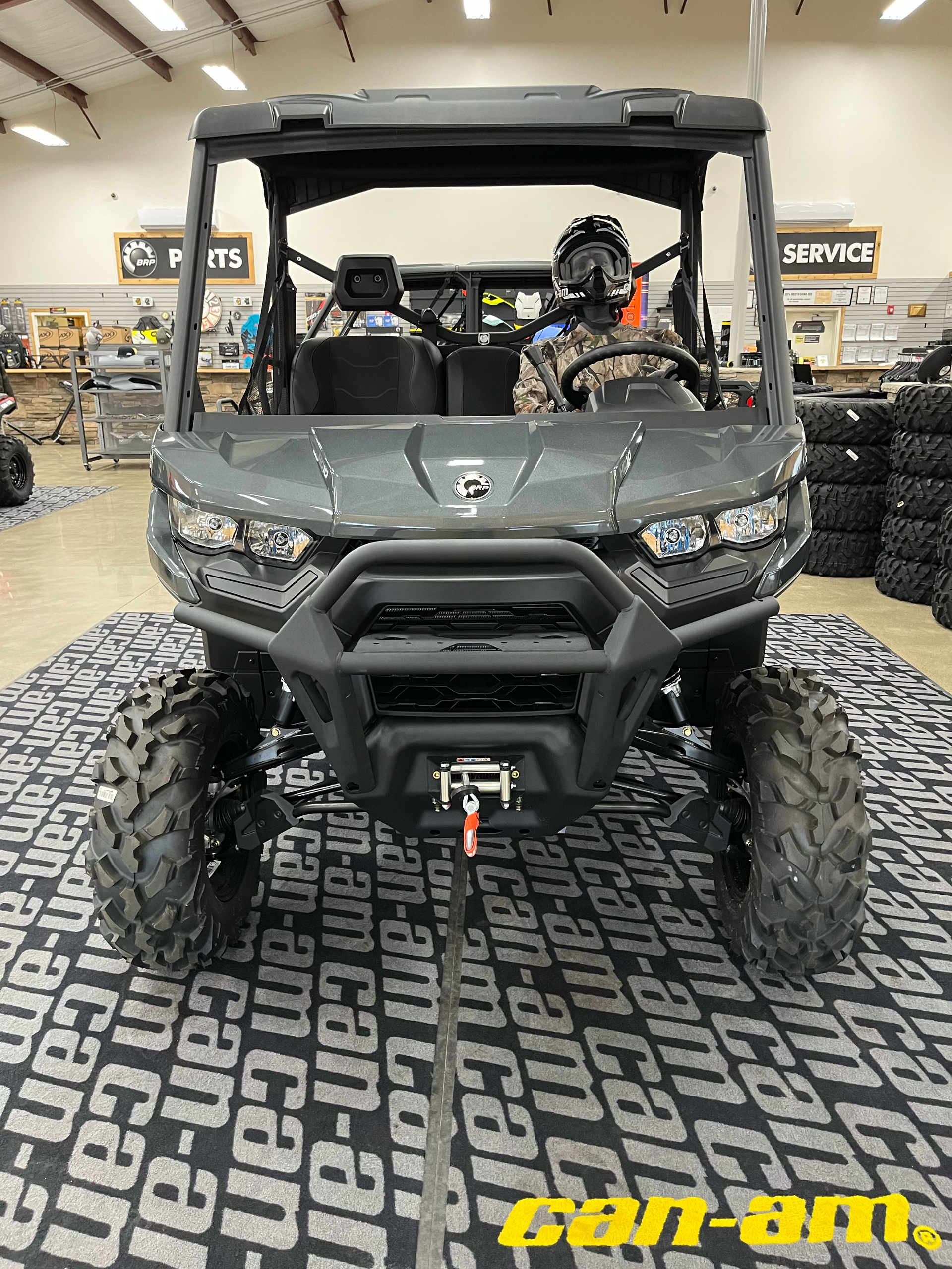 2023 Can-Am Defender XT HD10 in Montrose, Pennsylvania - Photo 3